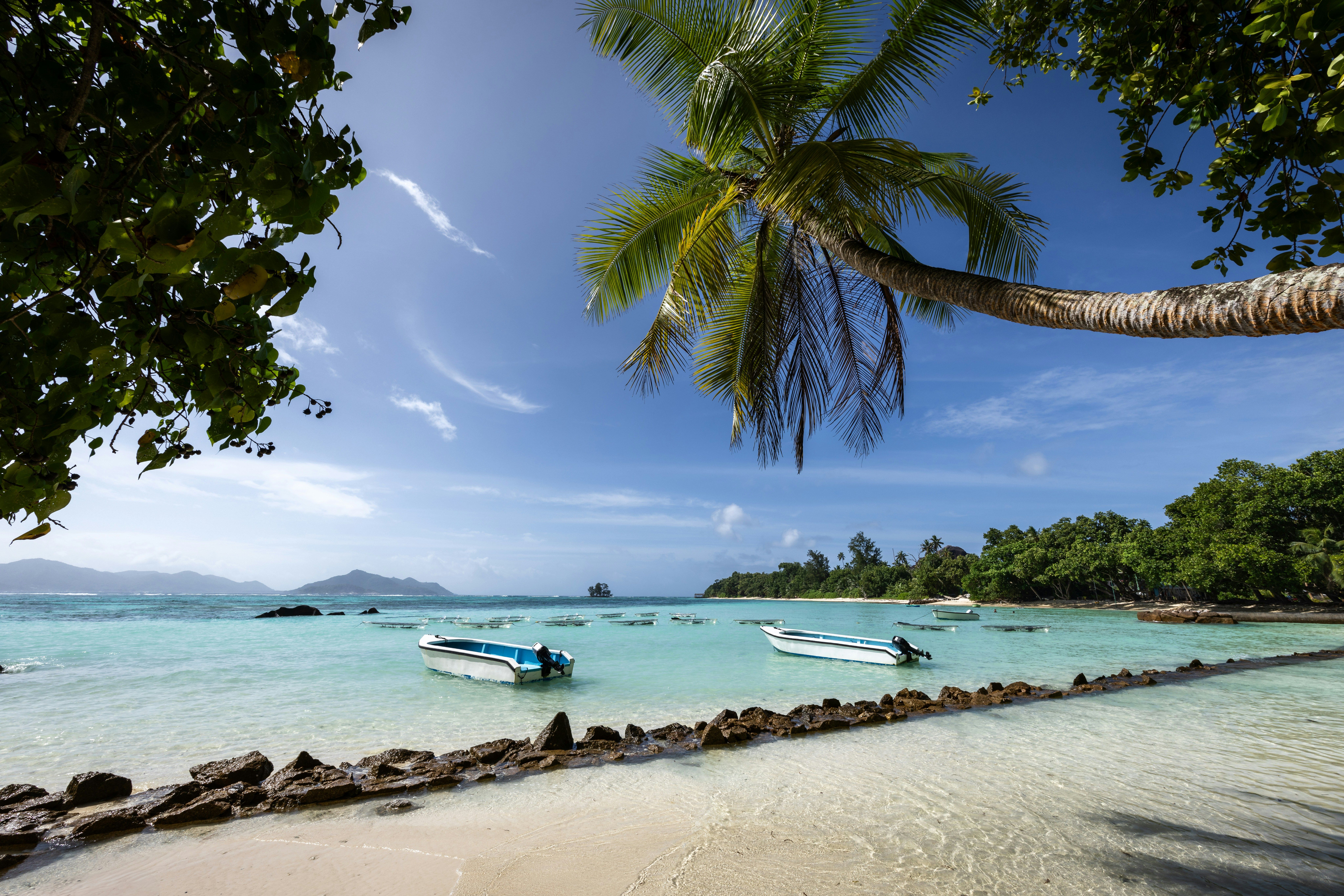 Airport transfers in La Digue Island
