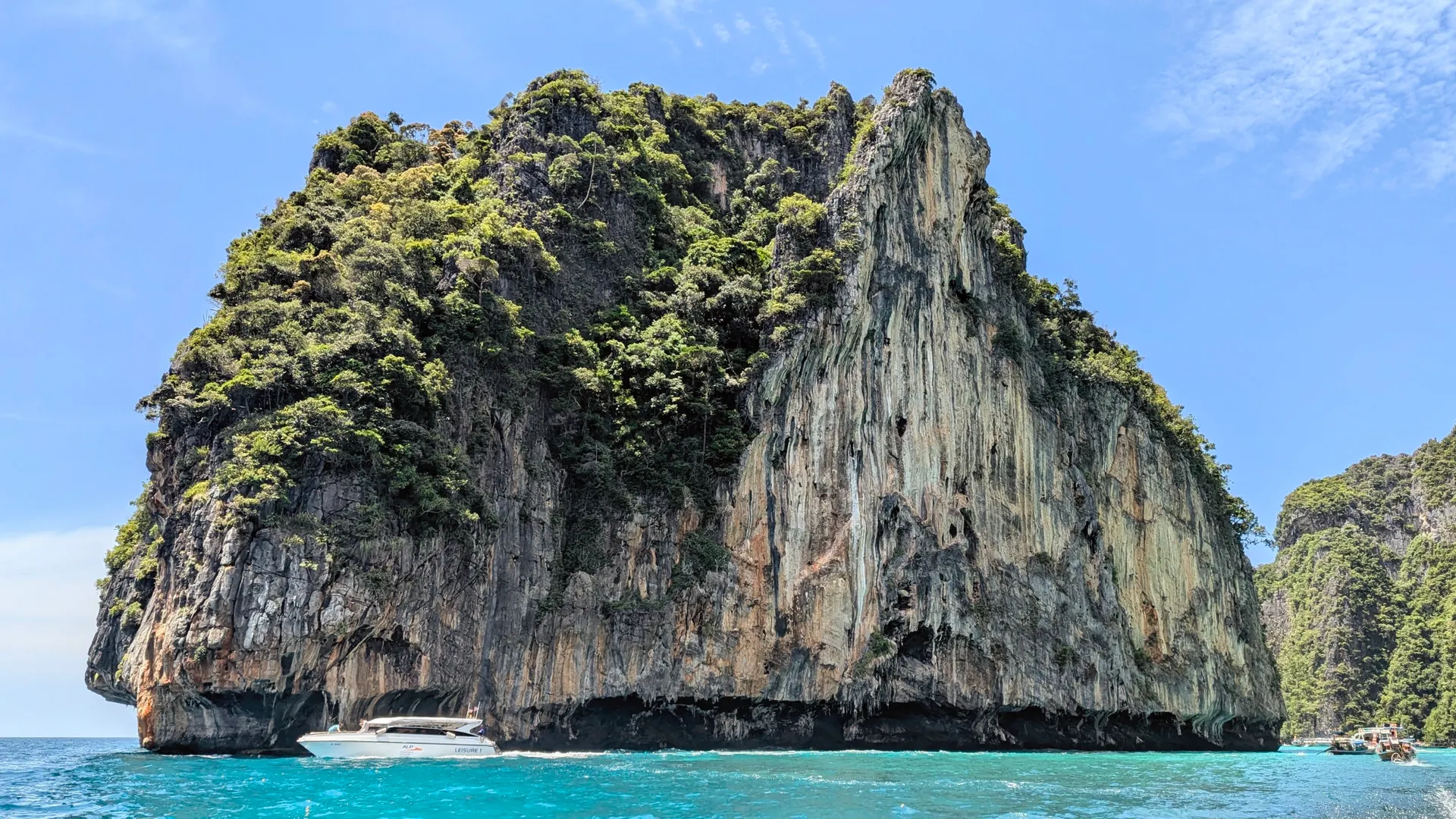 Phi Phi Islands Full-Day Private Speedboat Charter from Krabi