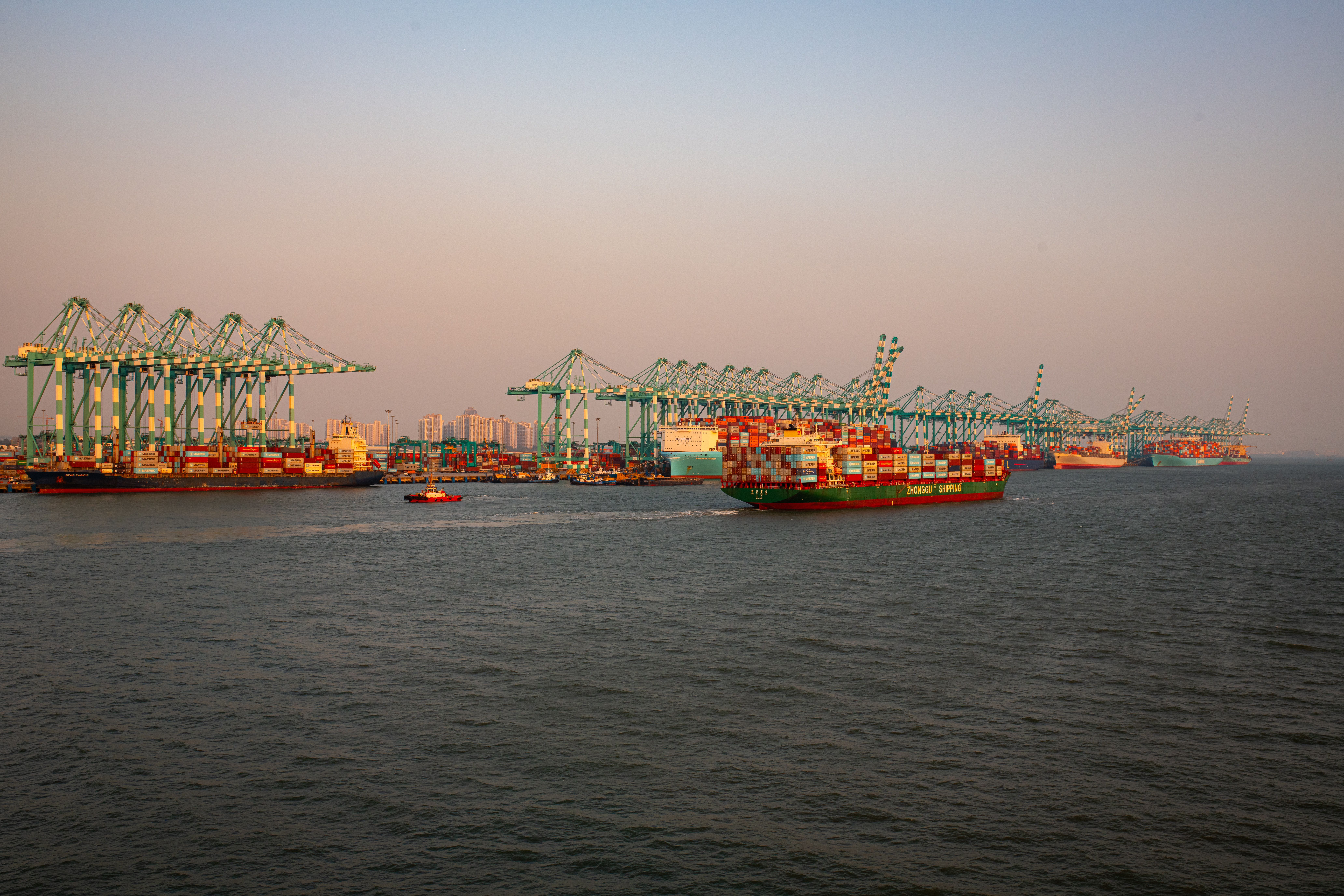 Shantou, Once China's Reform Pioneer, Struggles with Stagnation