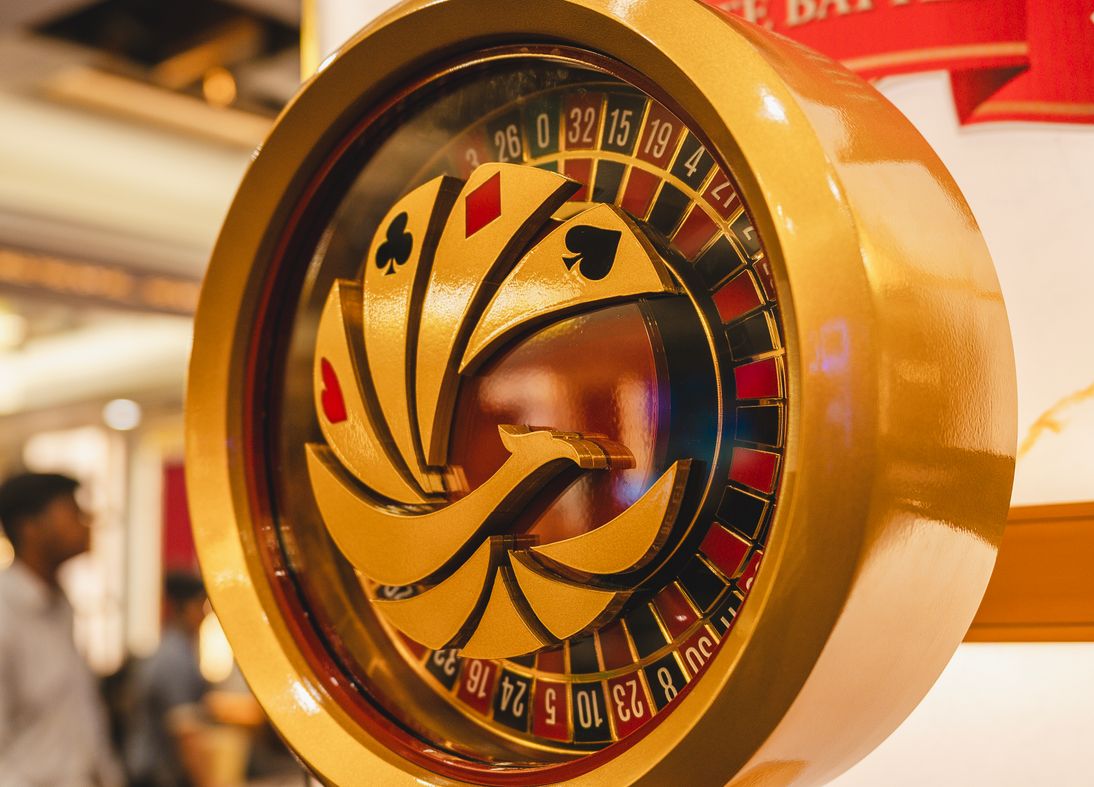 Online Casino: Spielautomaten und Live-Spiele im Überblick
