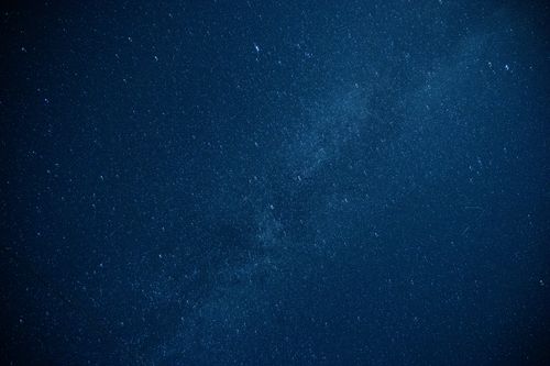 Free Vast night sky filled with countless stars over rural Ireland, showcasing the beauty of the universe. Stock Photo