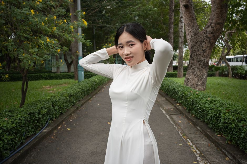 ao dai white traditional