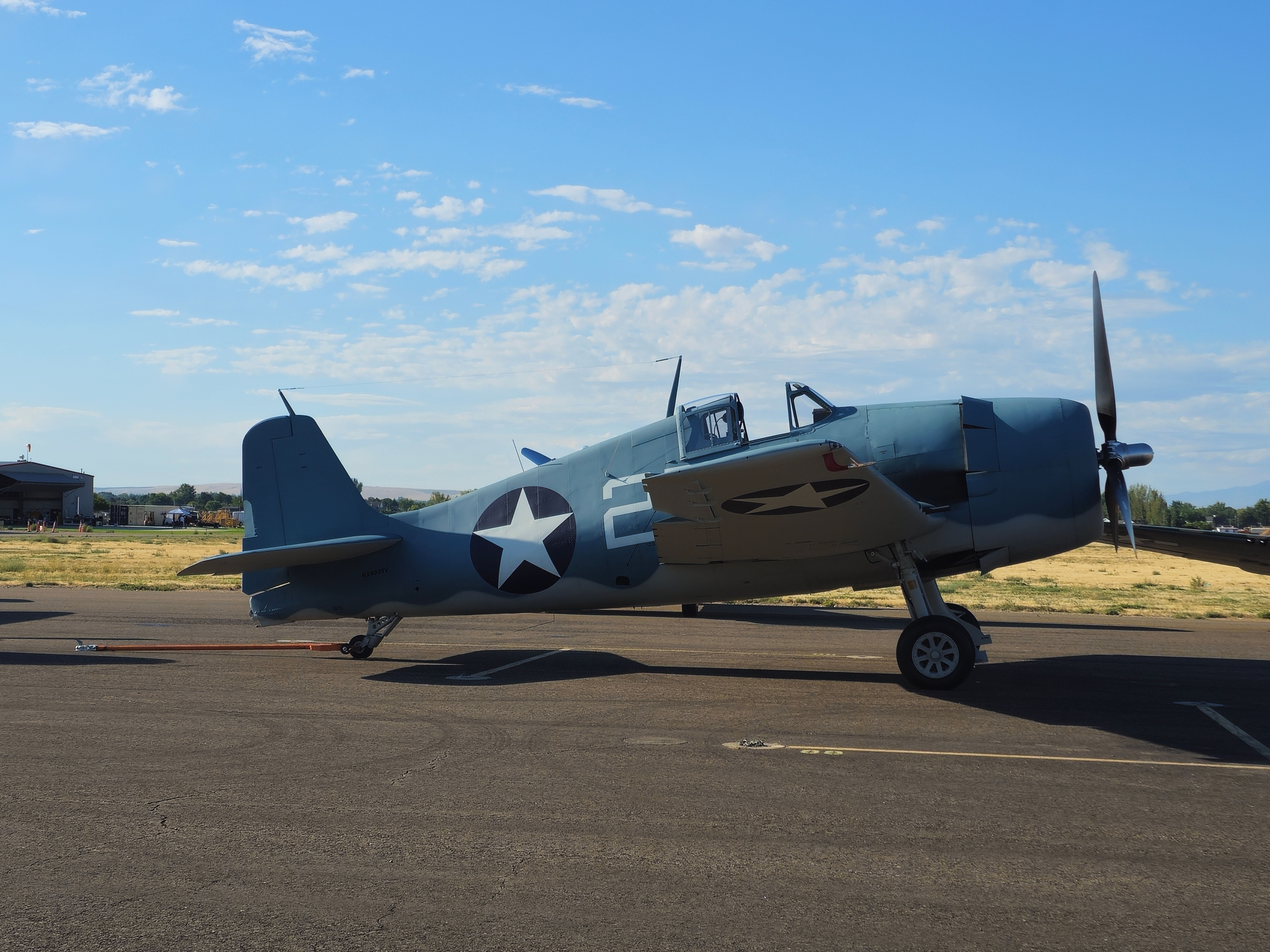 Nampa: Vintage military aircraft at Nampa airfield