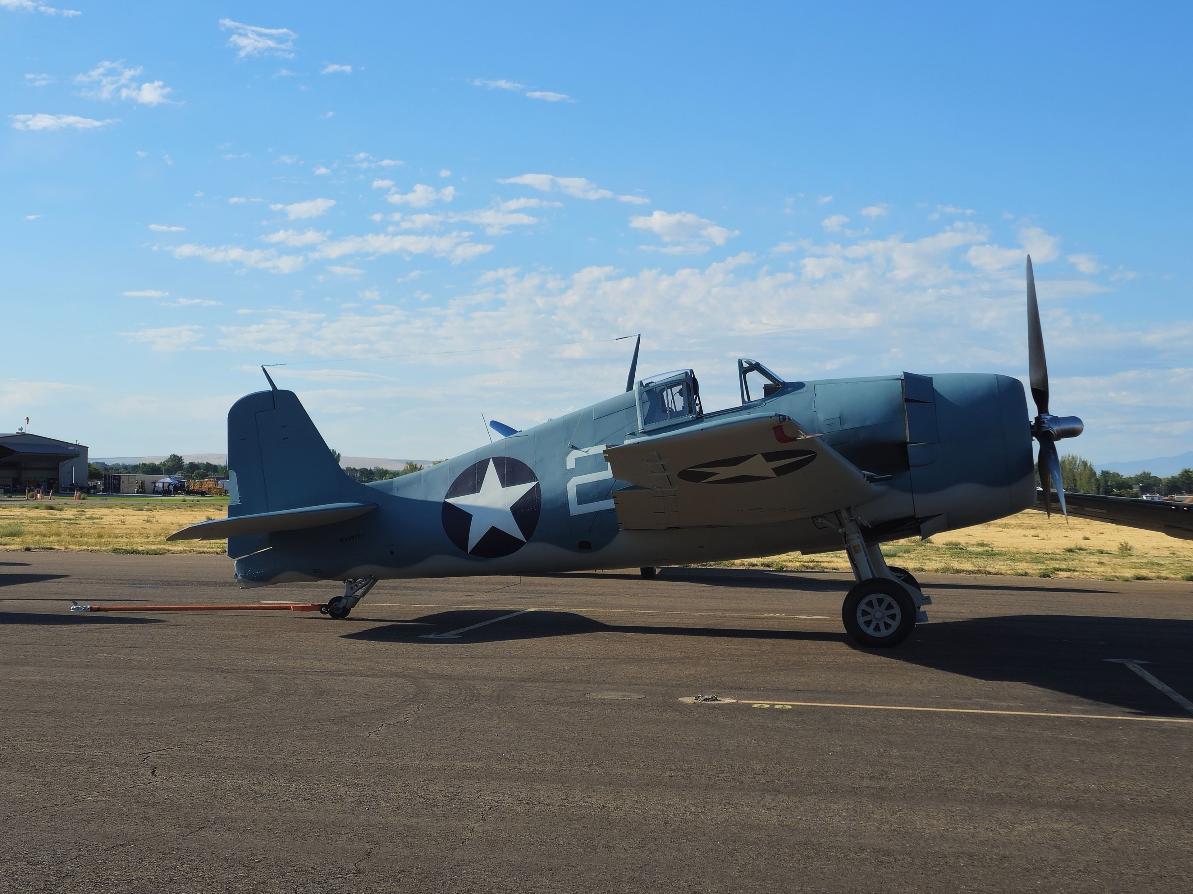 Nampa: Vintage military aircraft at Nampa airfield