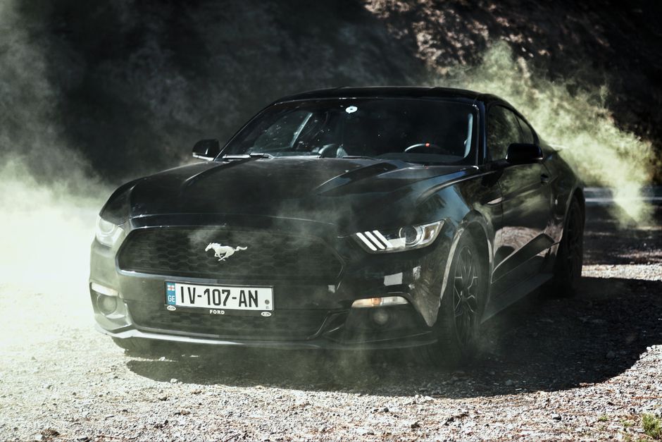 Find Specialist car insurance for car club members UK 2026