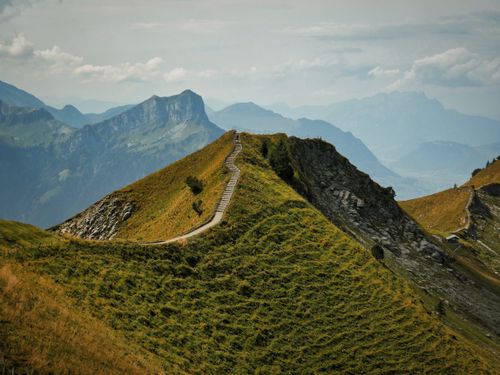 Free Discover breathtaking views along a hiking trail in the Swiss Alps. Stock Photo
