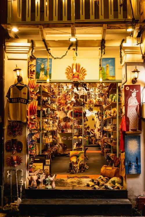 Free Explore a vibrant Sri Lankan handicraft shop in Galle, adorned with traditional masks and art. Stock Photo