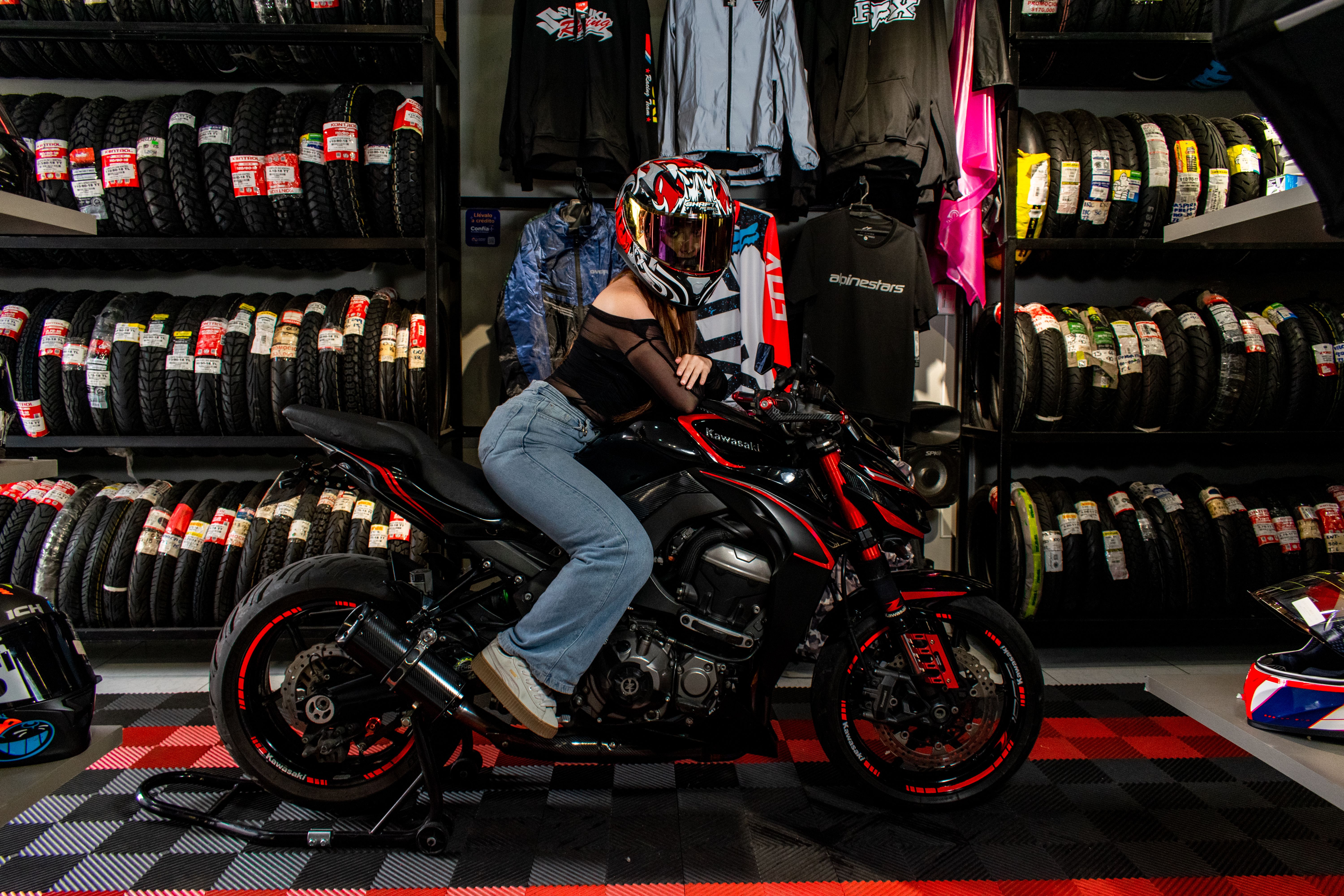 La motocicleta se consolida como motor de movilidad y desarrollo para las familias ecuatorianas