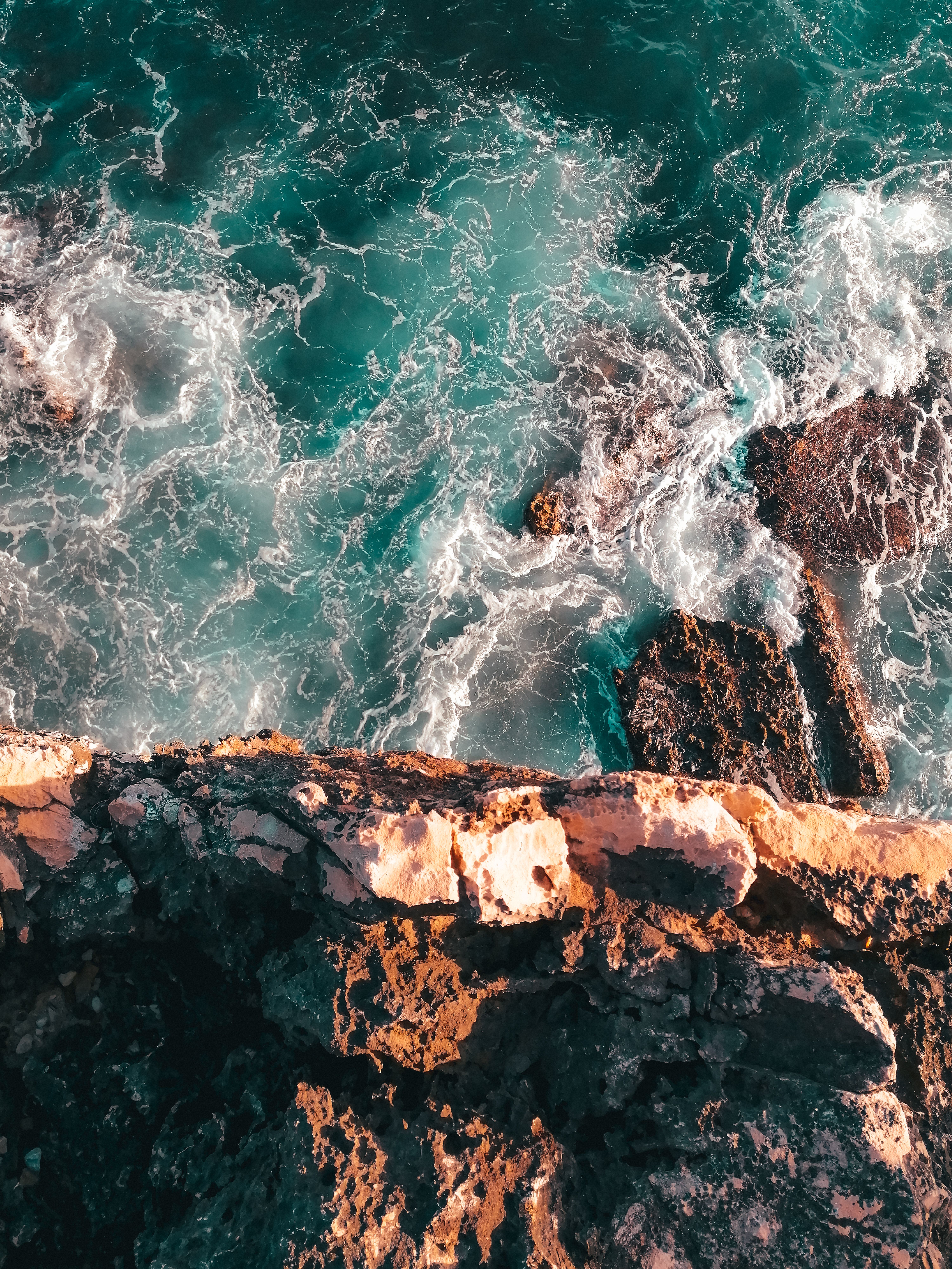 Brown Rock Formation on the Sea · Free Stock Photo