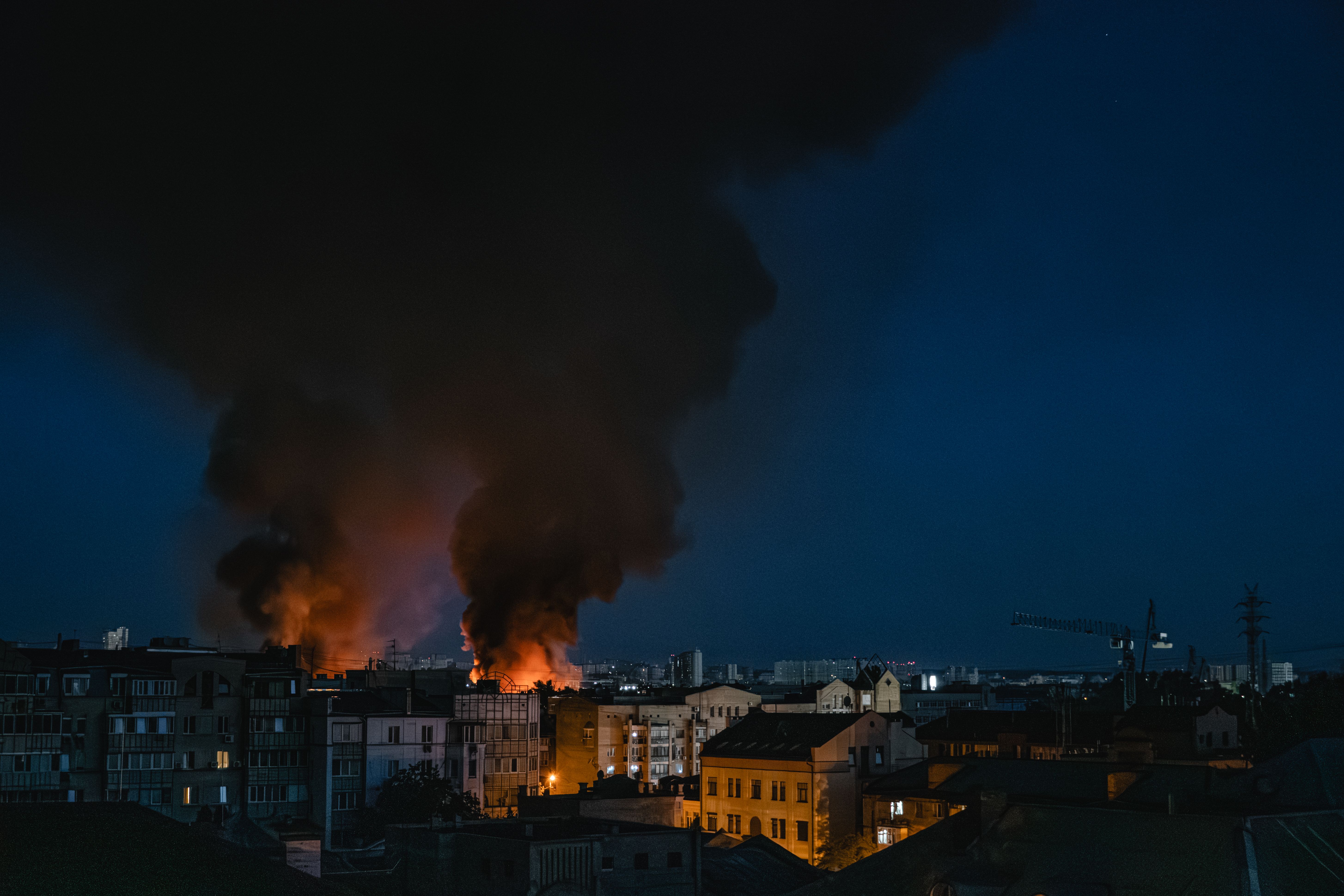 Three killed in Russian air strikes on 10 regions of Ukraine news update image