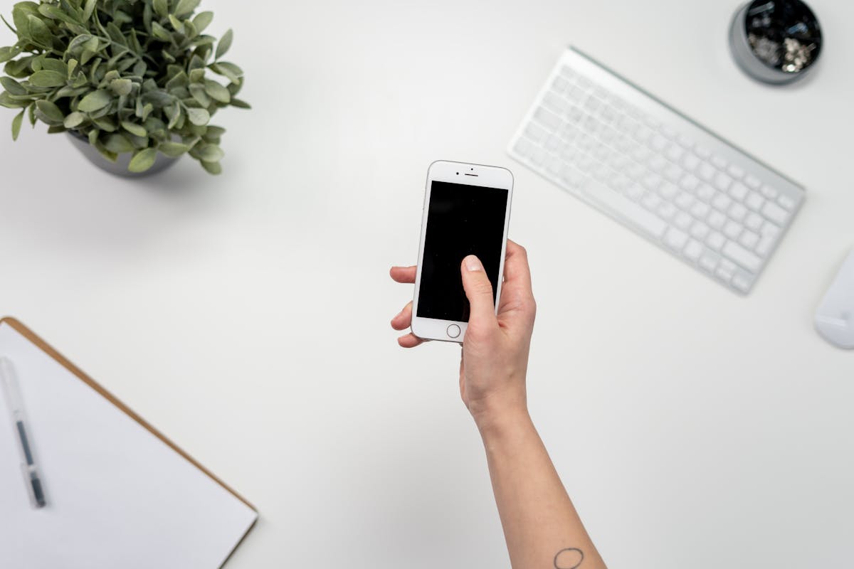 Apple's Visual Intelligence in iOS 26: How It's Changing the Game for Users and Developers