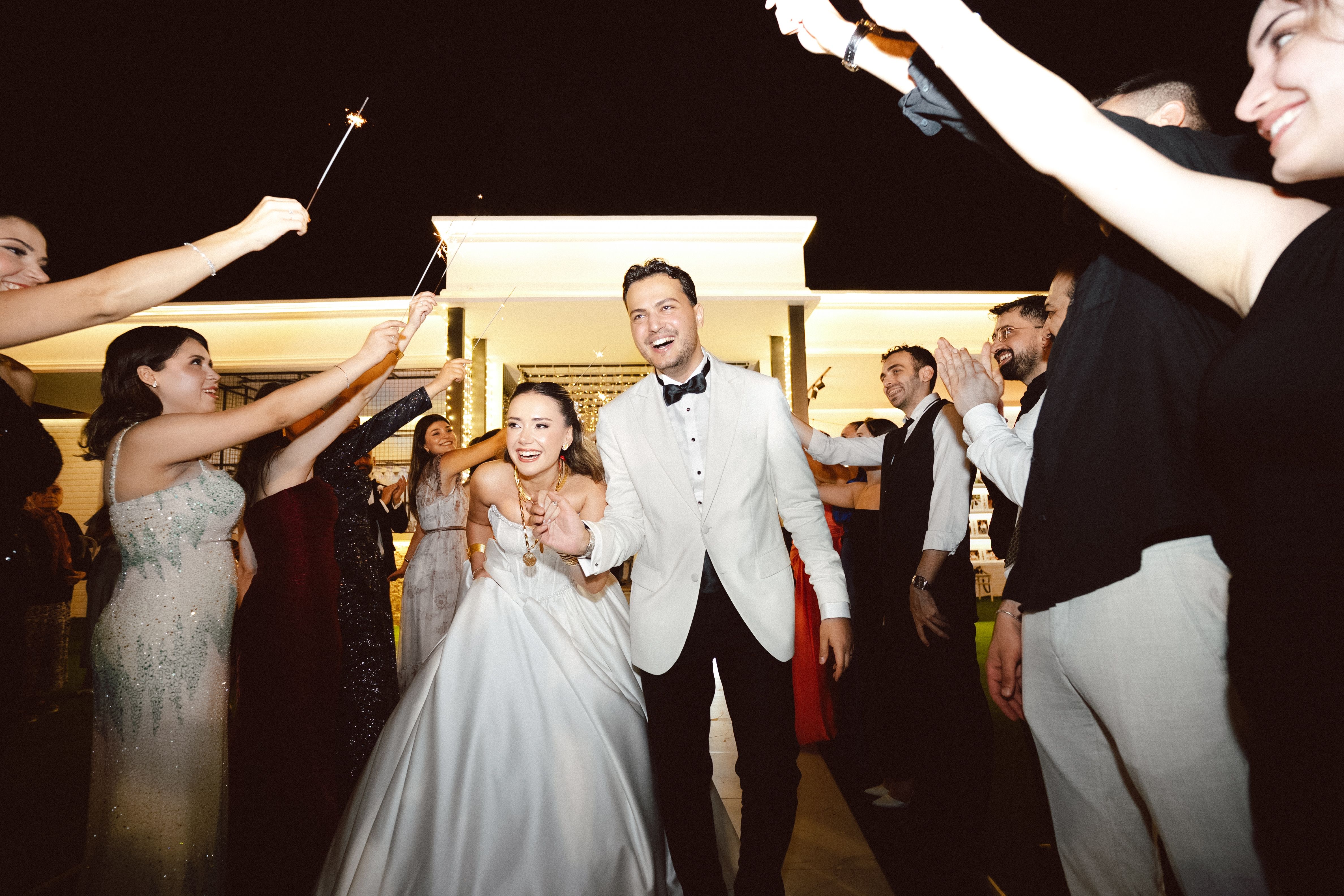 Russian oligarch paid for parts of Trump Jr.'s wedding events, report says — Photo by Samet Tecimen on Pexels