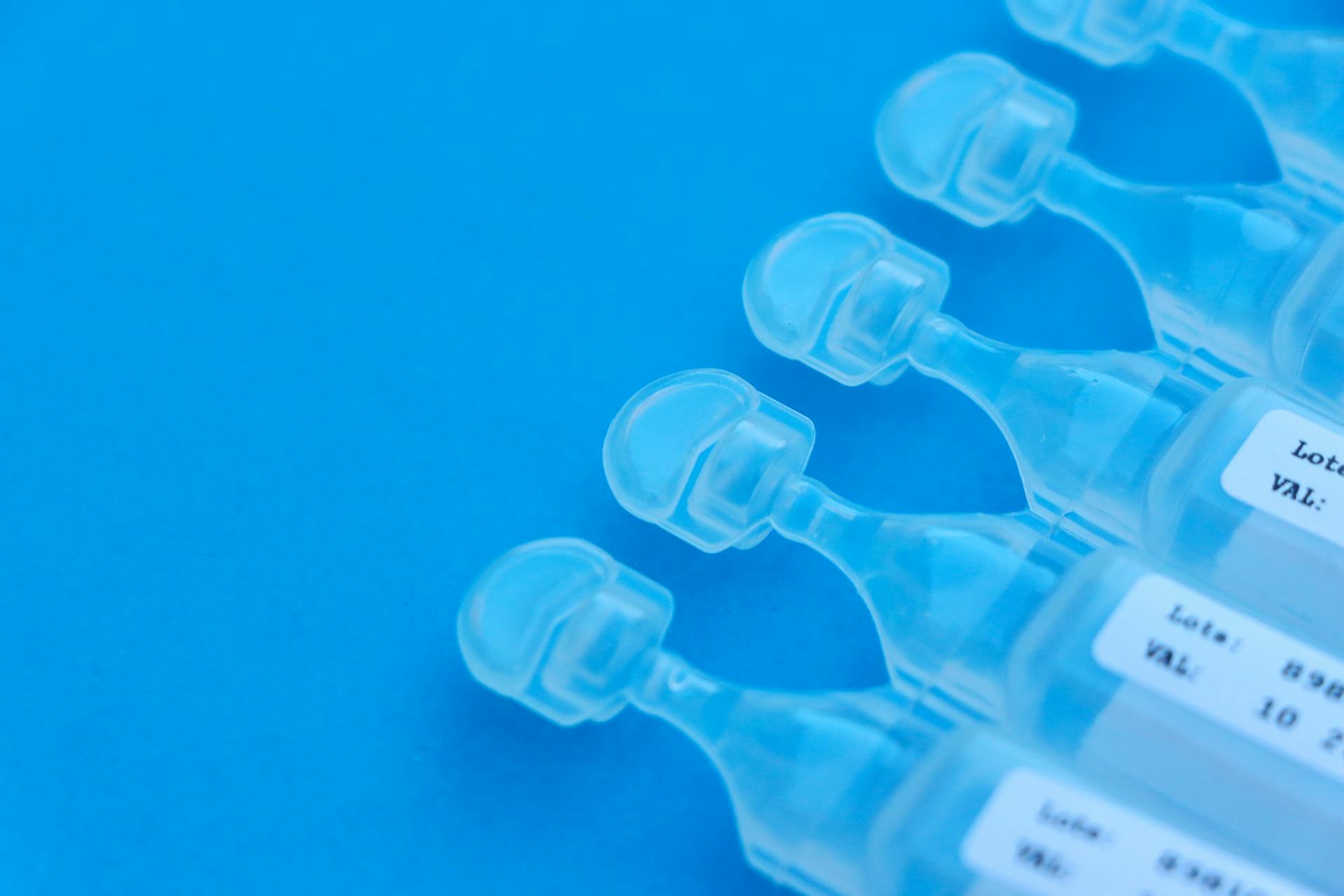 Clear Plastic Ampoules