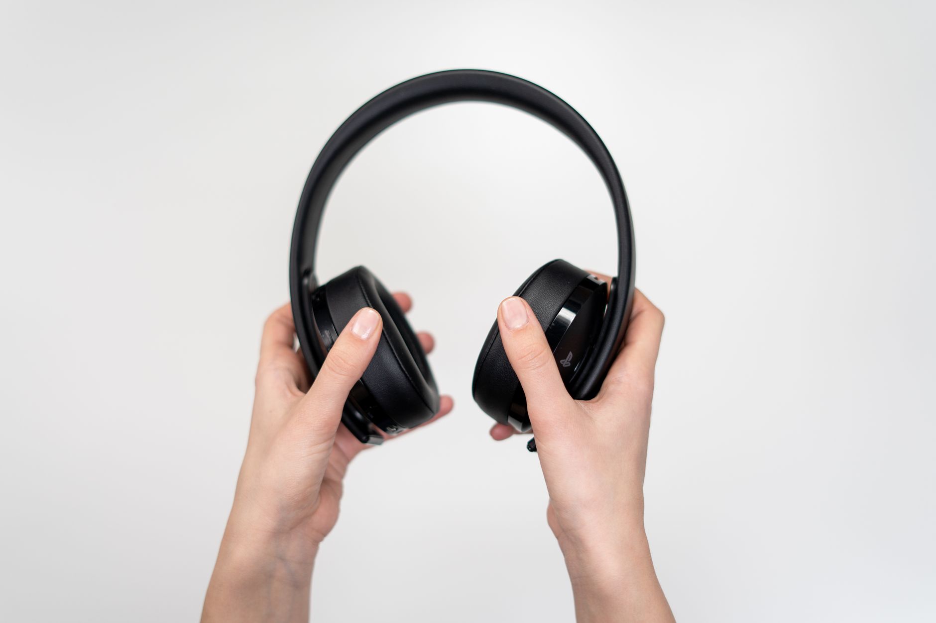 Nothing’s New Over‑Ear Headphones Deliver 60‑Hour Battery, Adaptive ANC, and Dirac Tuning at $349