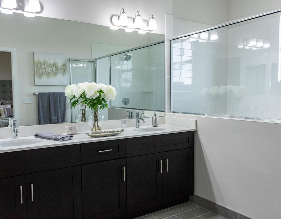 Toilet installation La Quinta bathroom remodel