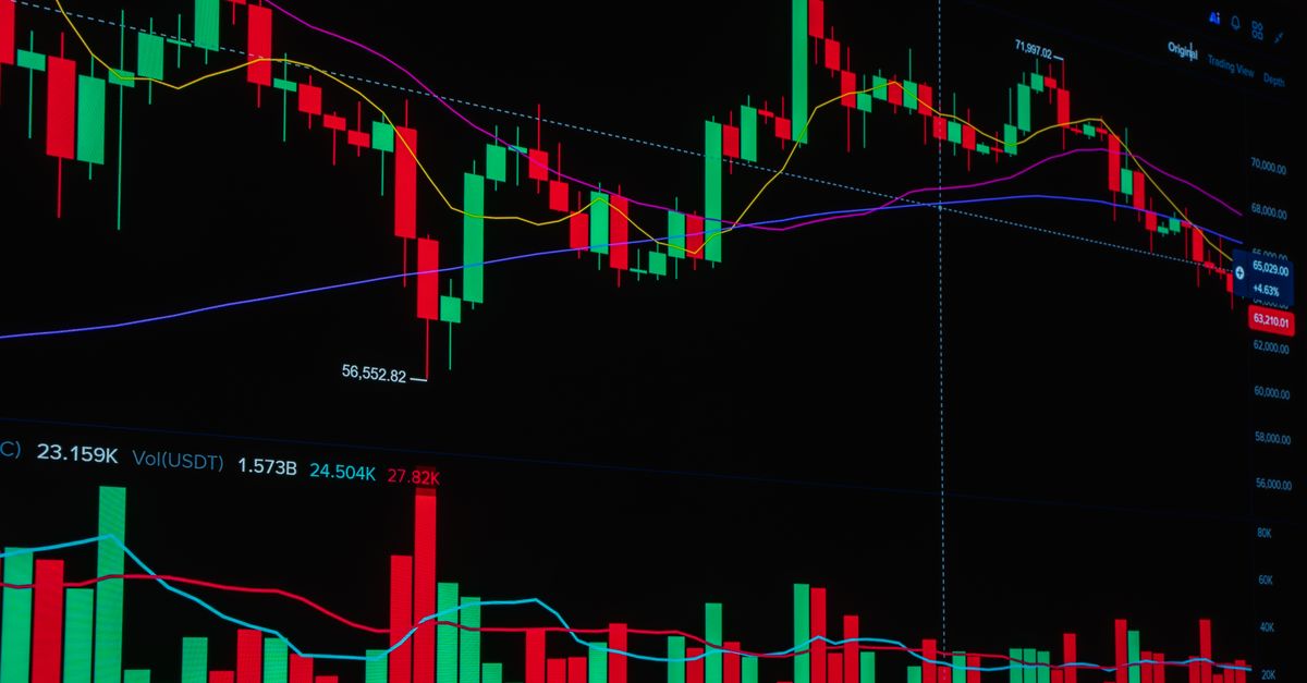Photo: Rafael Minguet Delgado / Pexels Bitcoin reaches $80,000 while major US stock indices turn lower and storage-chip stocks rally