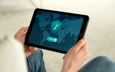 Tôi đã thử Tailscale — VPN tự host giúp bạn luôn 'ở nhà'