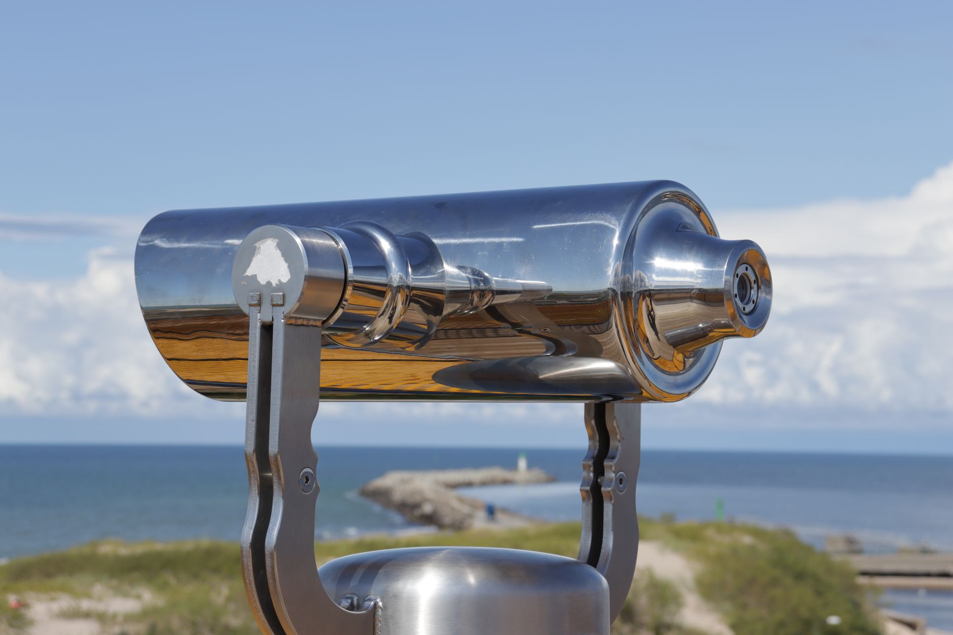 Smart Telescopes vs Traditional Telescopes – Which Is Best for Beginners?