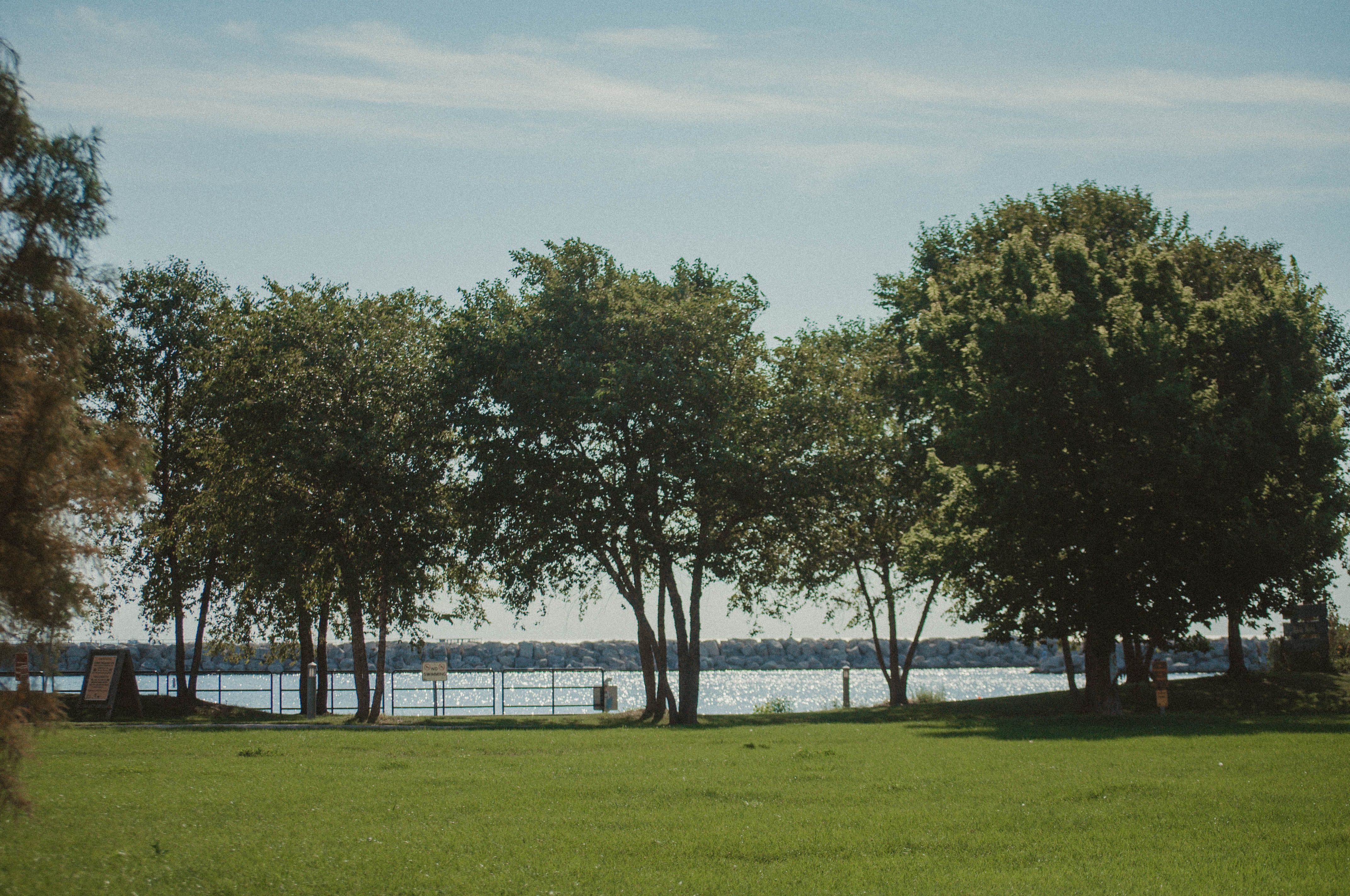 Scenic lakefront park in Cleveland ideal for outdoor events and gatherings