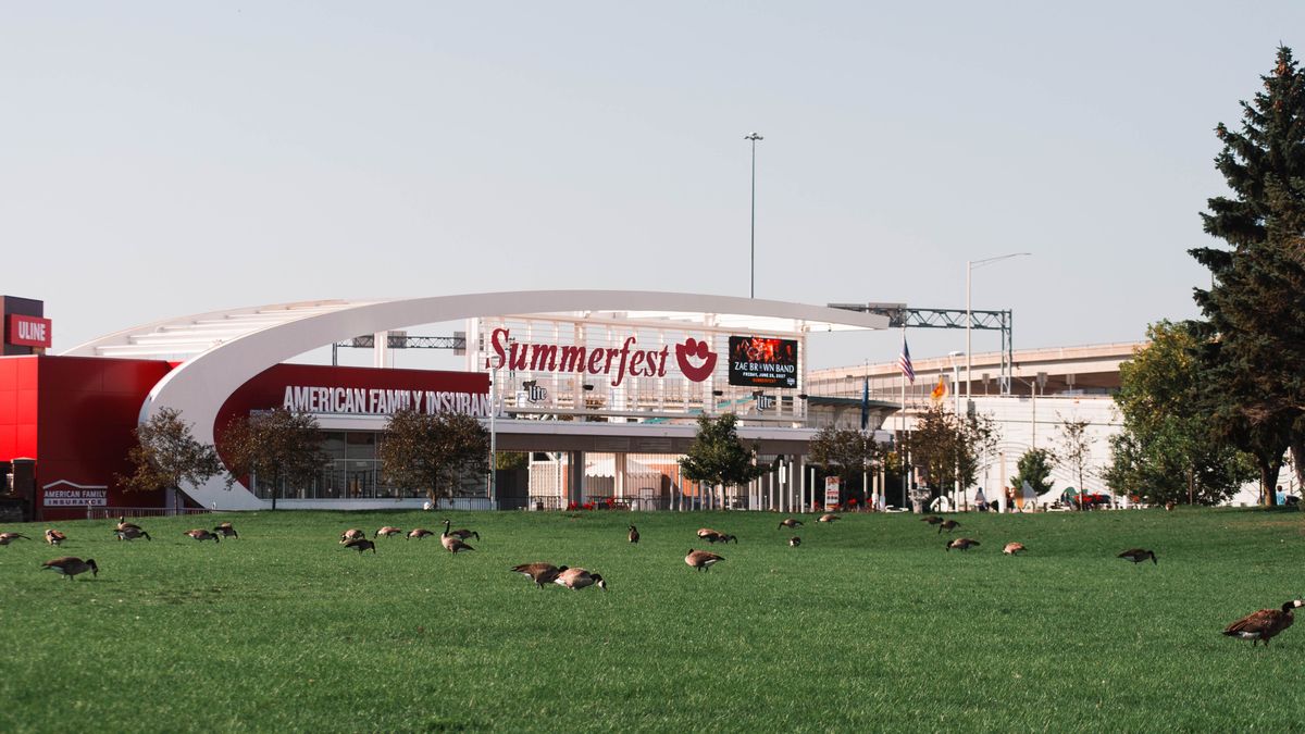How to Enter Birthday Freebies in Milwaukee, Wisconsin Without Scams