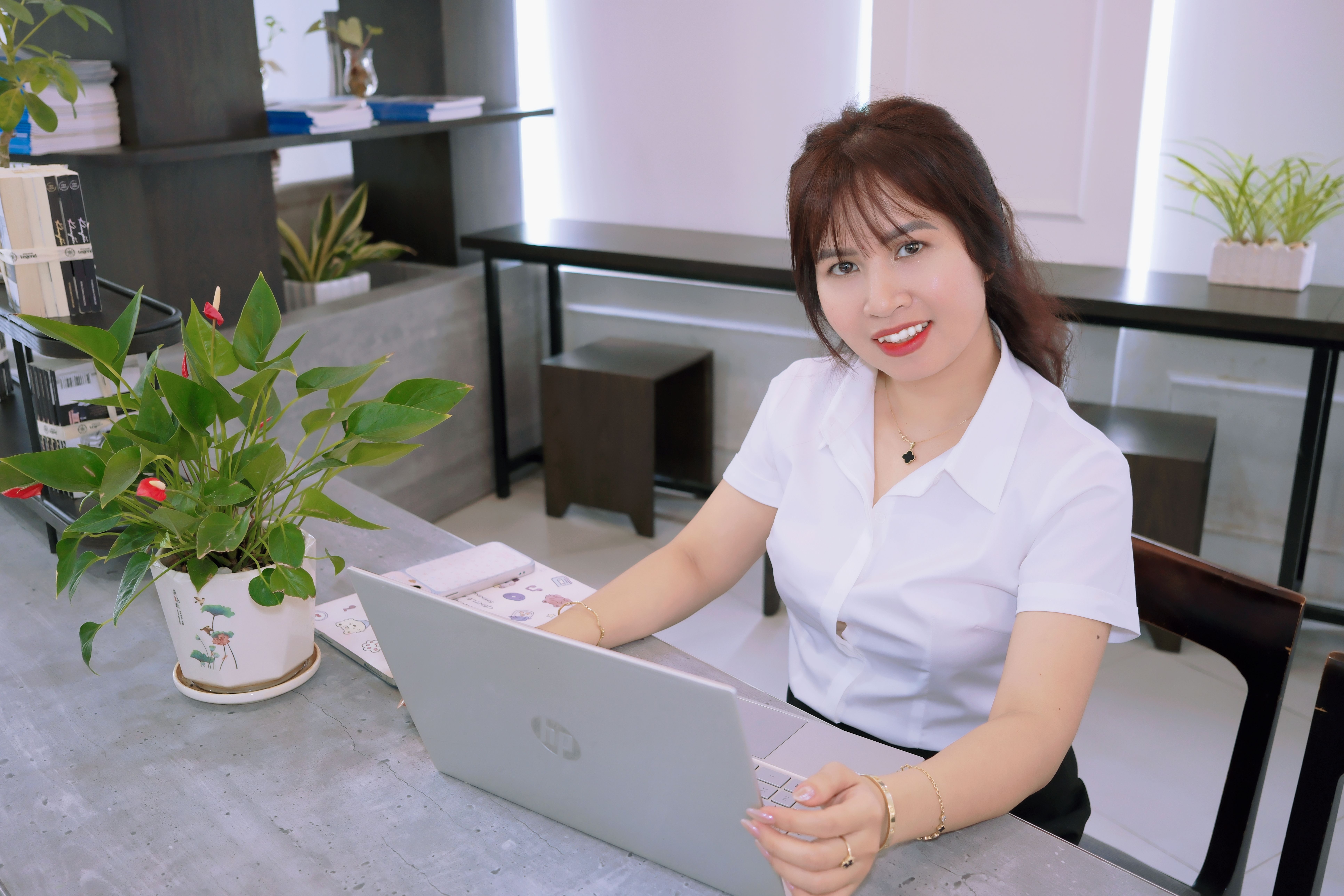 Chính phủ siết chặt quy định hóa đơn điện tử và thuế, tác động lớn đến cửa hàng bán lẻ truyền thống