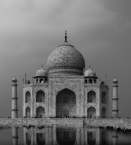 Taj Mahal in Grayscale Photography