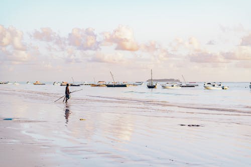 бесплатная Бесплатное стоковое фото с лодки, море, морской берег Стоковое фото