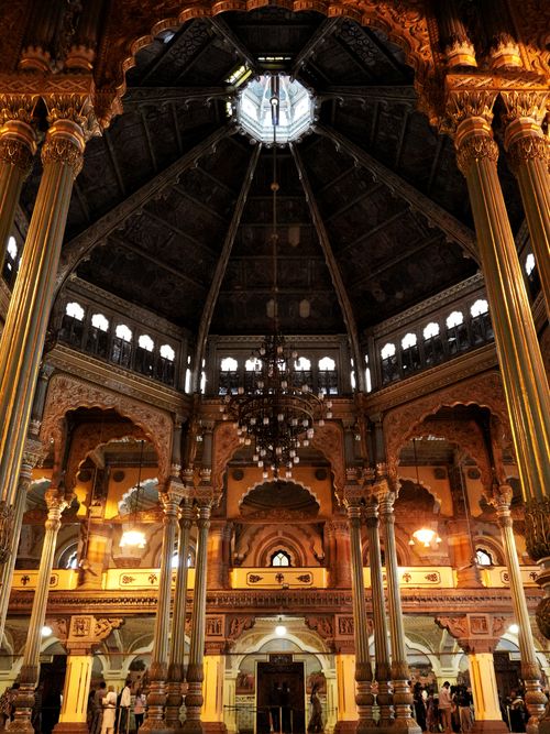 Free Intricate interior view of Mysuru Palace, showcasing beautiful pillars and dome. Stock Photo