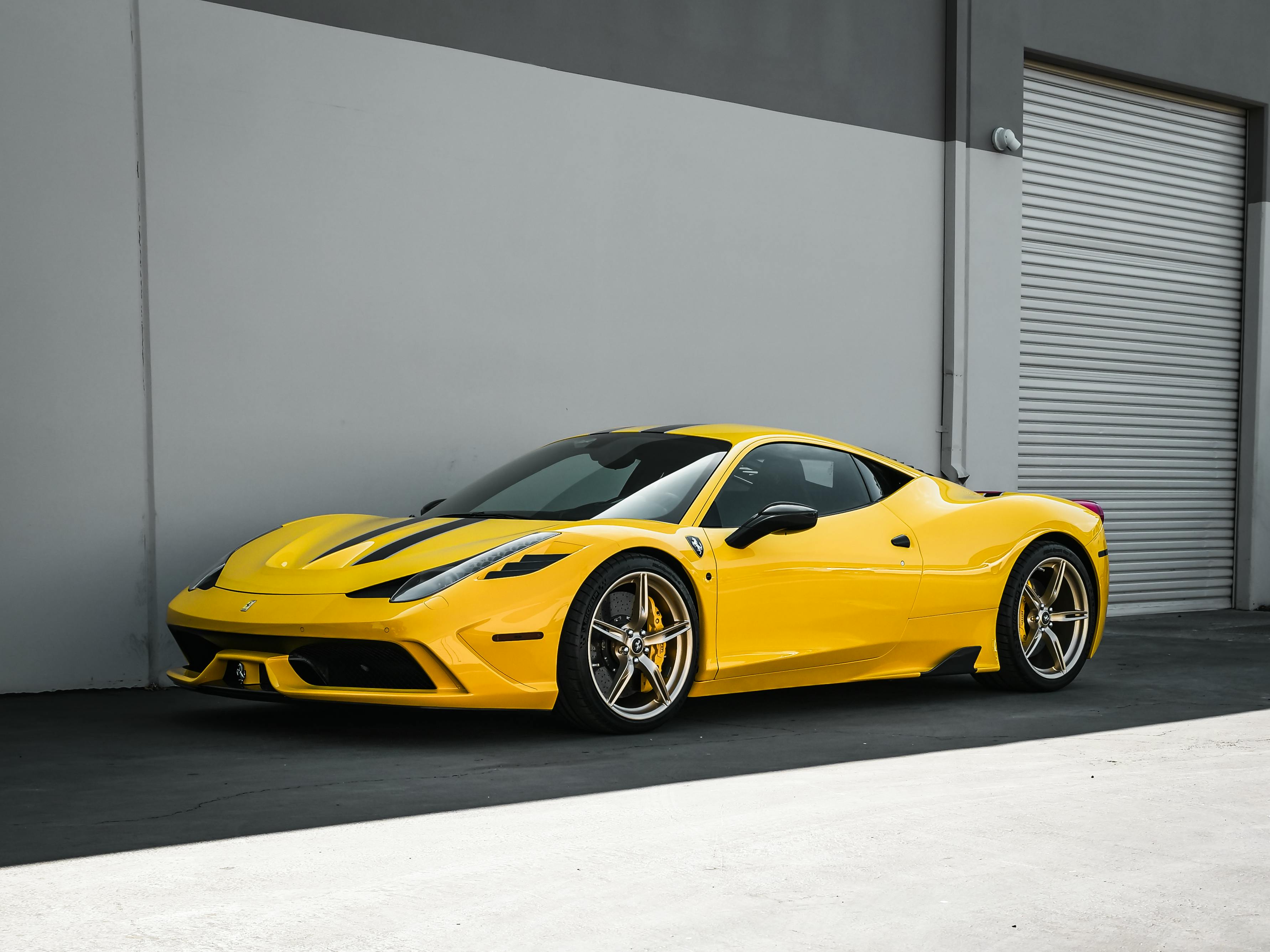 la ferrari yellow