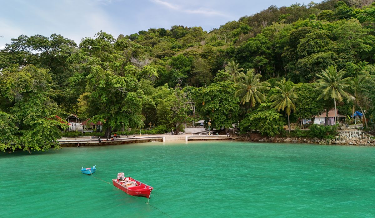 Resort Grounds & Waterfront