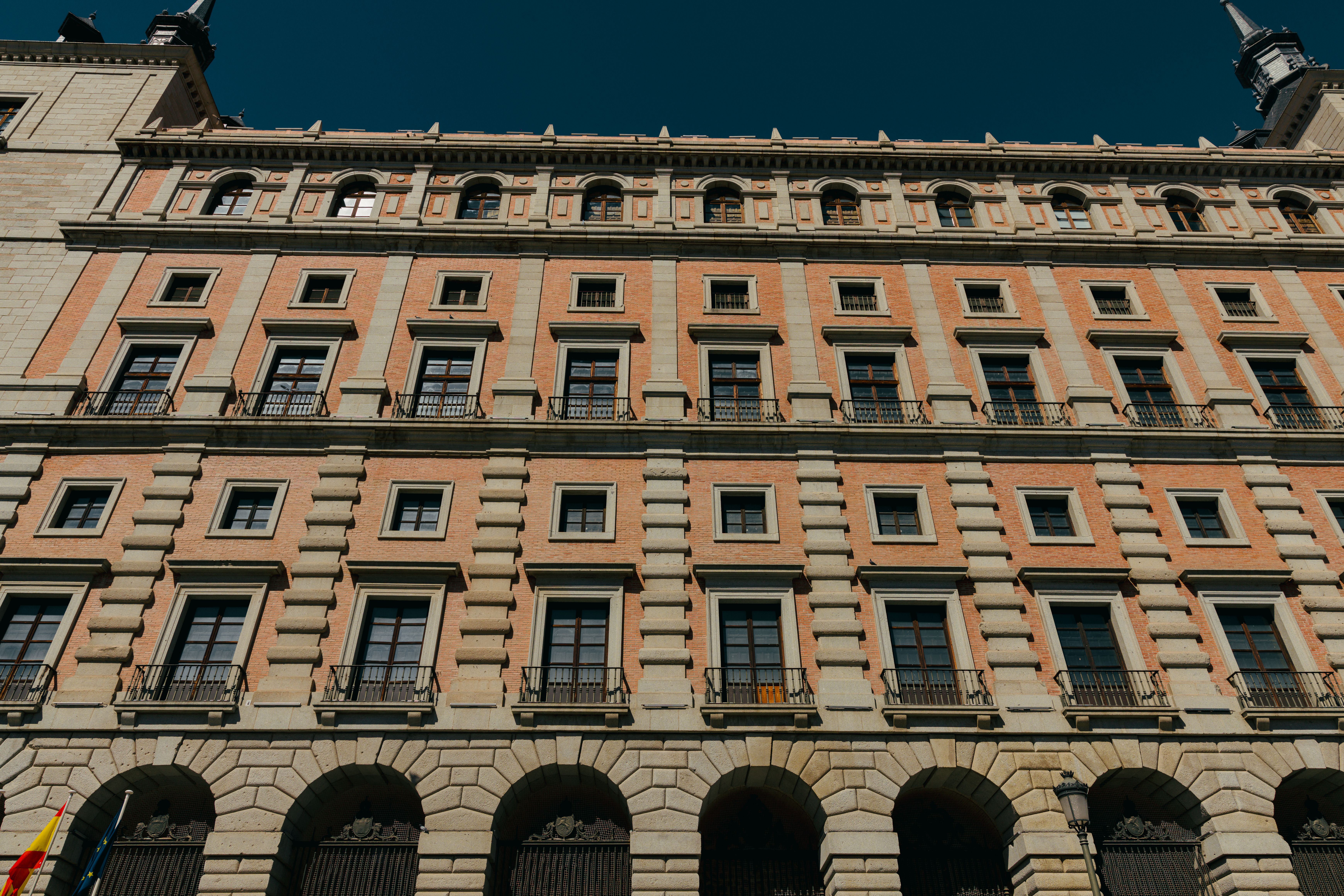 general entertainment authority vendor — Photo by Ludovic Delot on Pexels
