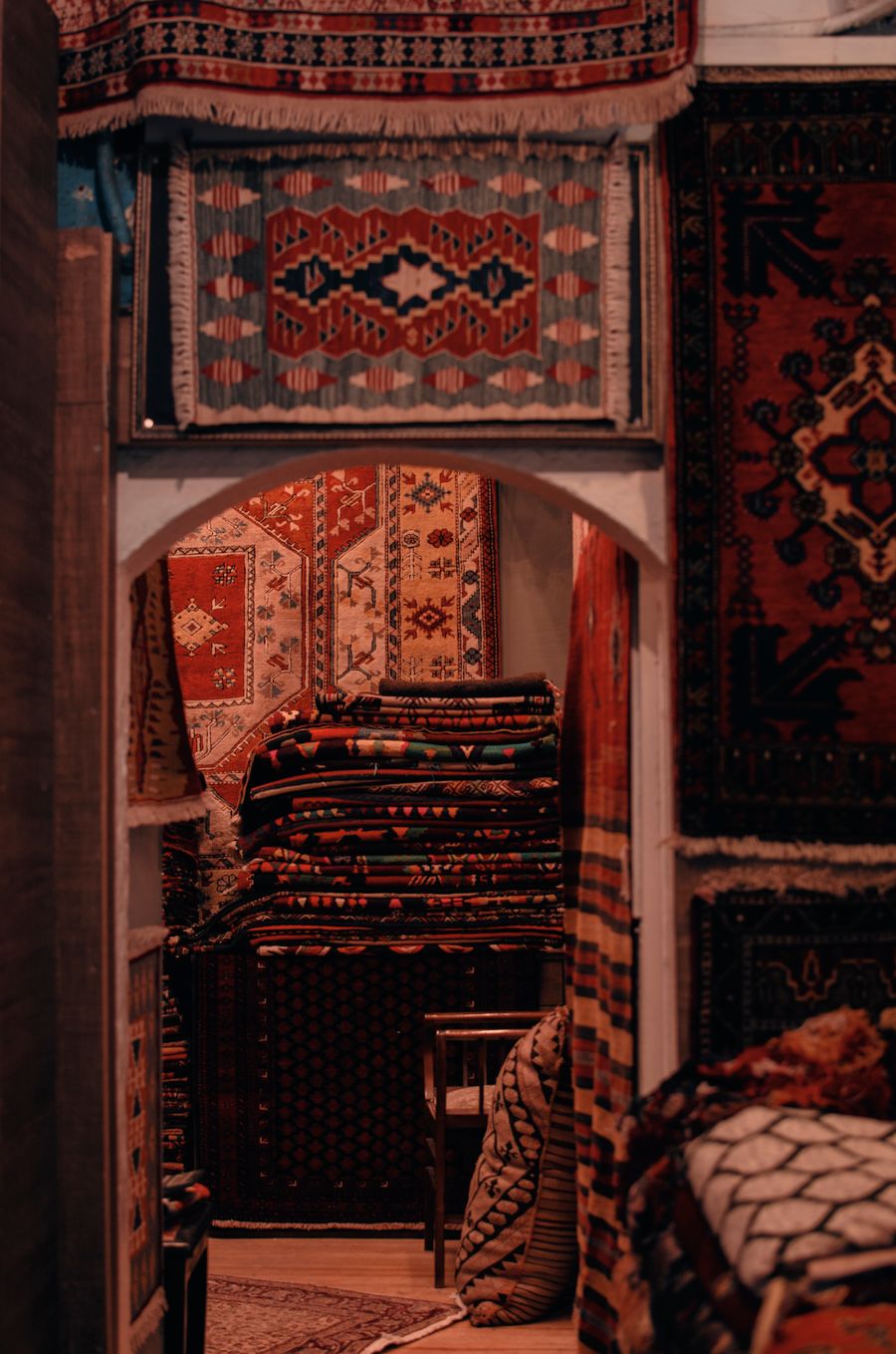 Rug Cleaning Munsiyah – traditional Persian rugs