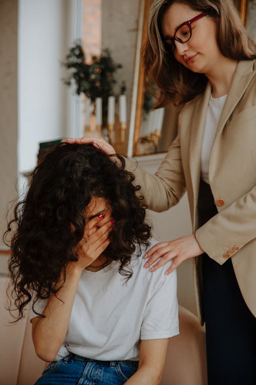 Foto profissional grátis de aconselhamento, adulto jovem, angústia