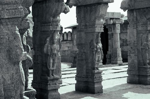 Free Explore the detailed stone carvings at the historical Lepakshi Temple in Andhra Pradesh, India. Stock Photo