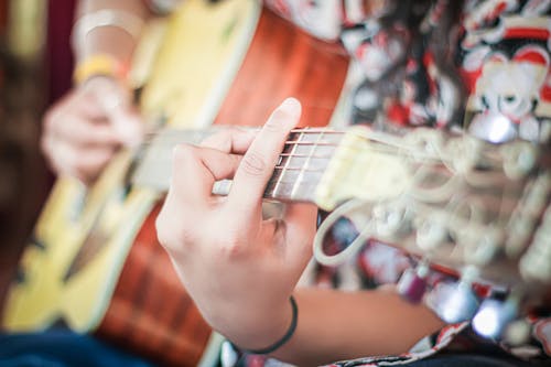 Δωρεάν στοκ φωτογραφιών με ακόρντα, ακουστική κιθάρα, ακουστικός Φωτογραφία από στοκ φωτογραφιών