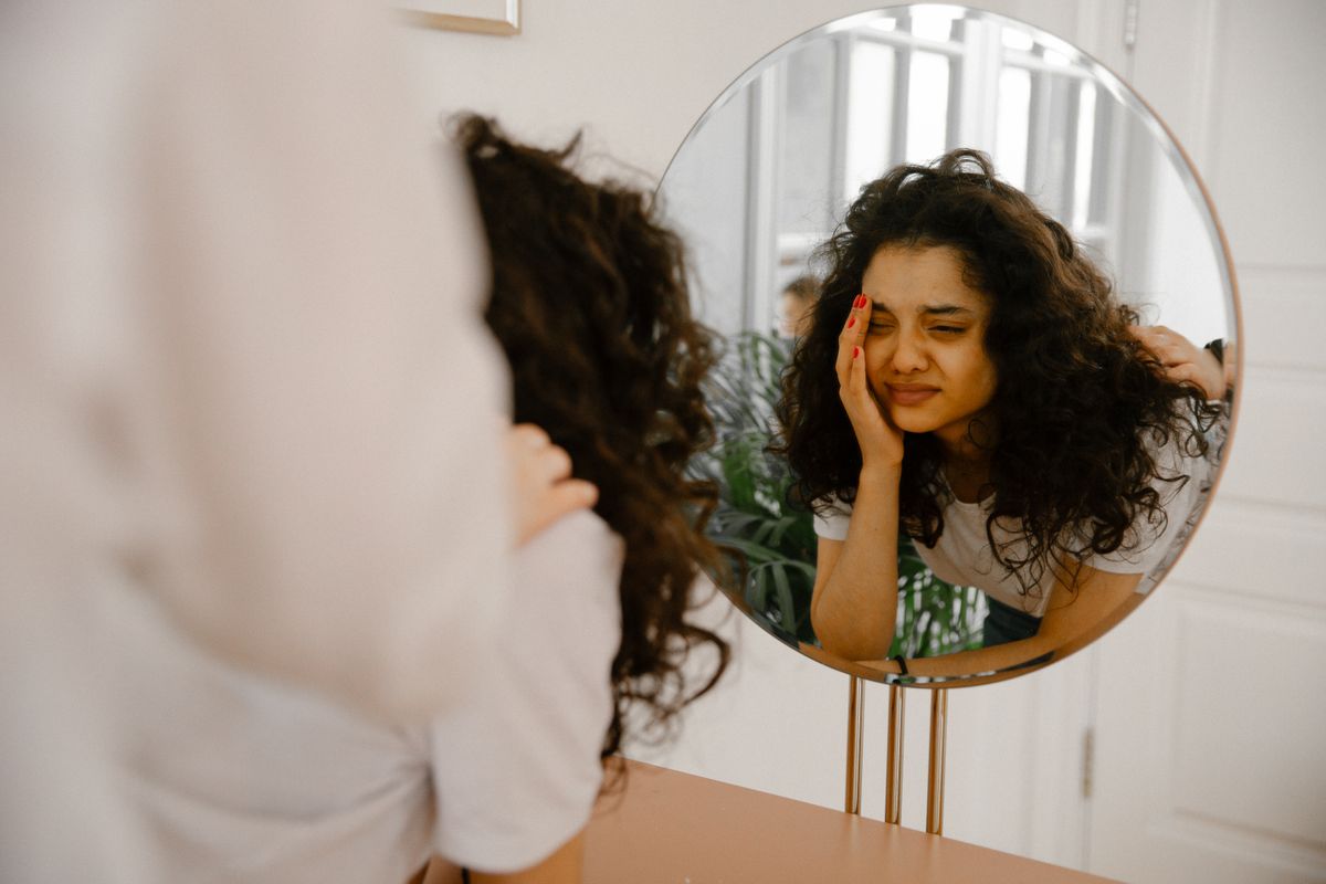 Parasocial Relationships: Why You're Emotionally Attached to Someone Who Doesn't Know You Exist