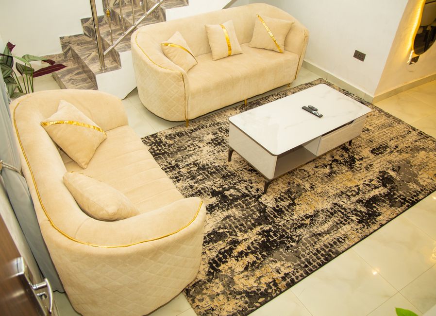 Why Your Living Room Doesn't Feel Cozy (And How To Fix It)