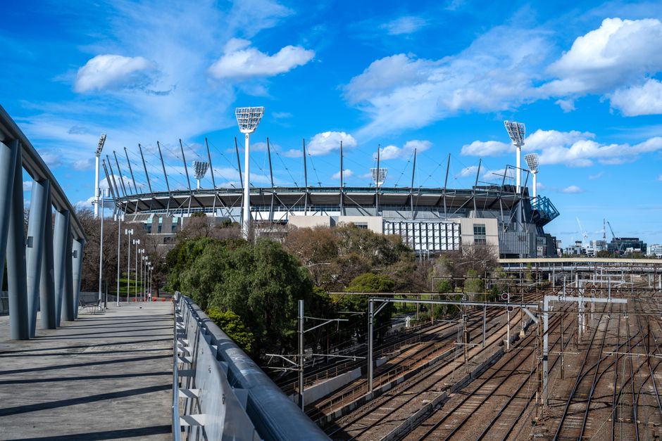 Urban Planning Debate: Should Melbourne Better Utilize Its Waterfront?