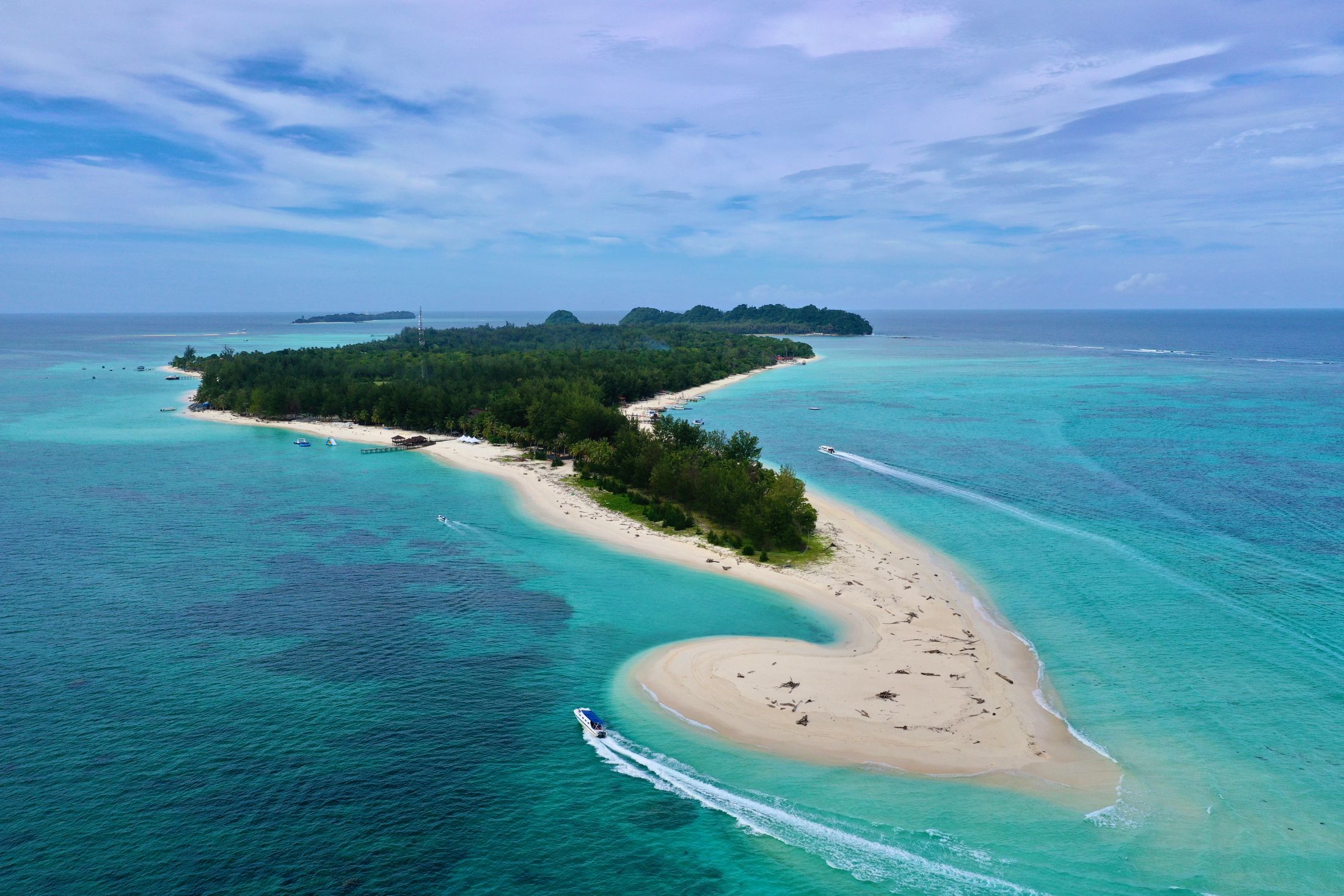 Pulau tropika Malaysia