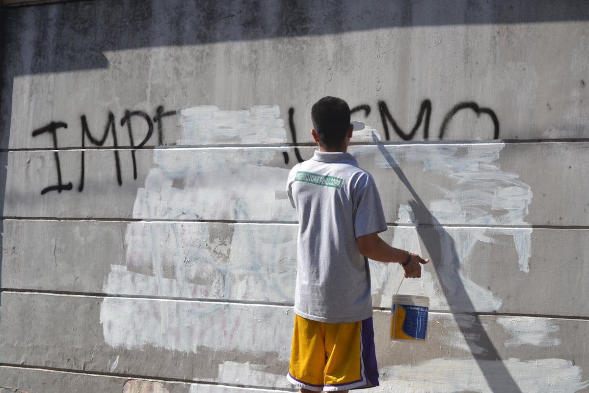 Mobiles Kochfeld sicher verwenden: Die wichtigsten Regeln gegen Unfälle & Schäden