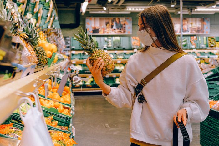 free dating sites in Netherlands without payment – Dutch woman video chatting happily