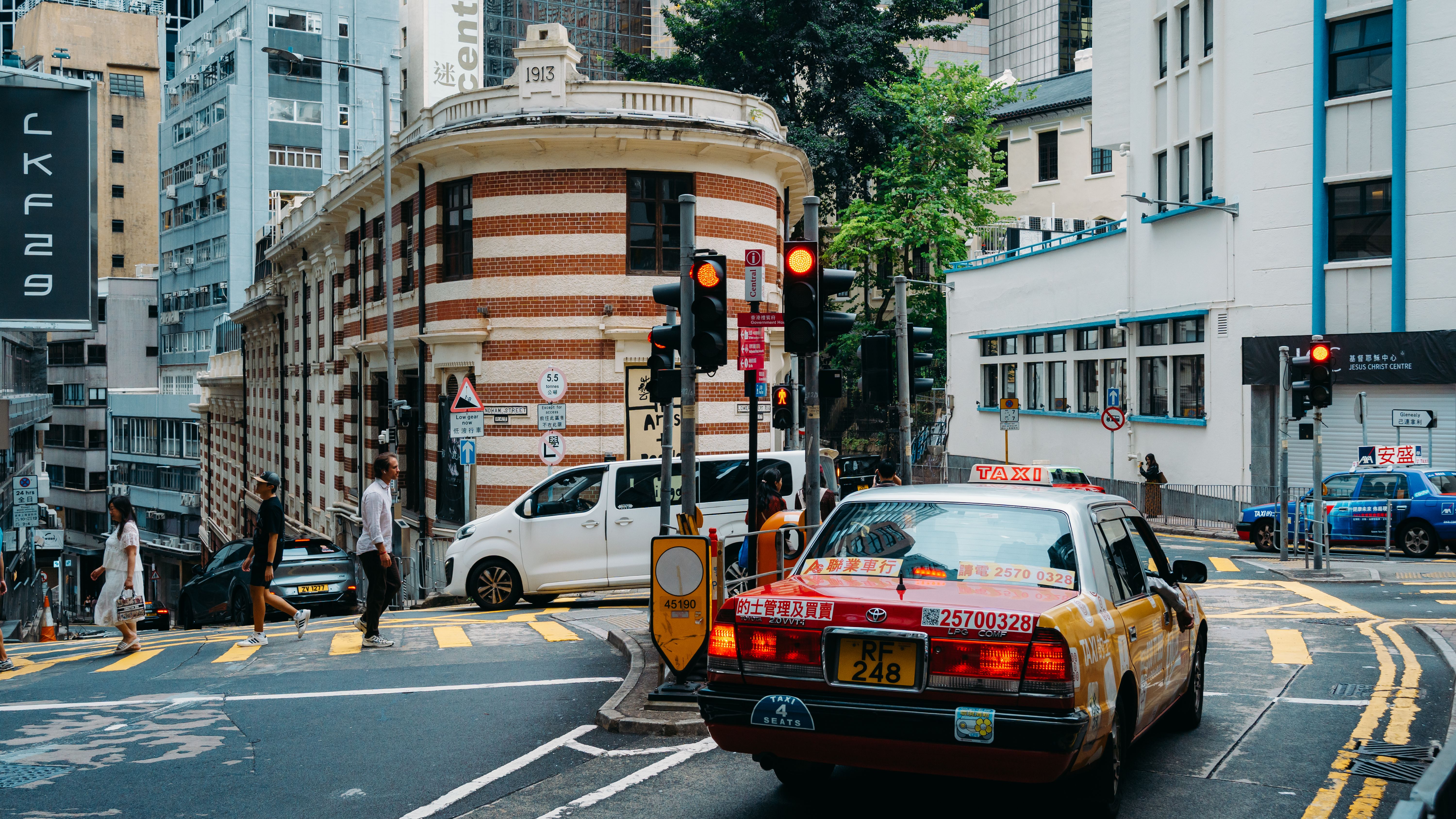 香港3天2晚行程怎么排不赶？圆周旅迹AI规划动线加吃喝配图