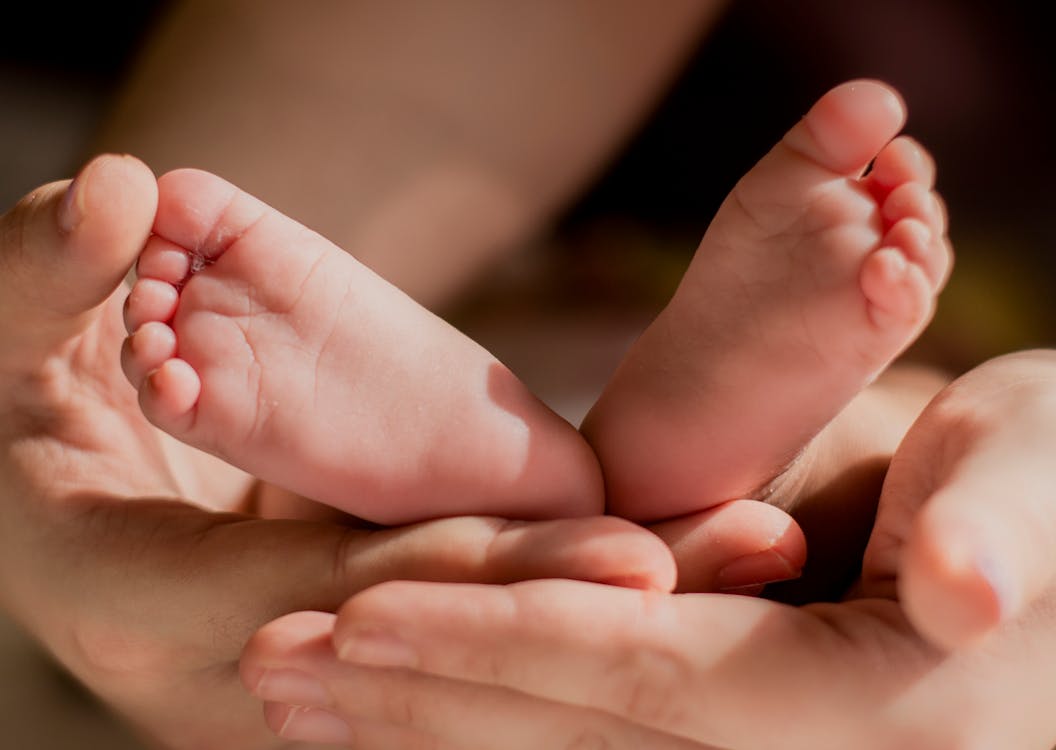 母嬰健康-赤腳-學行-扁平足