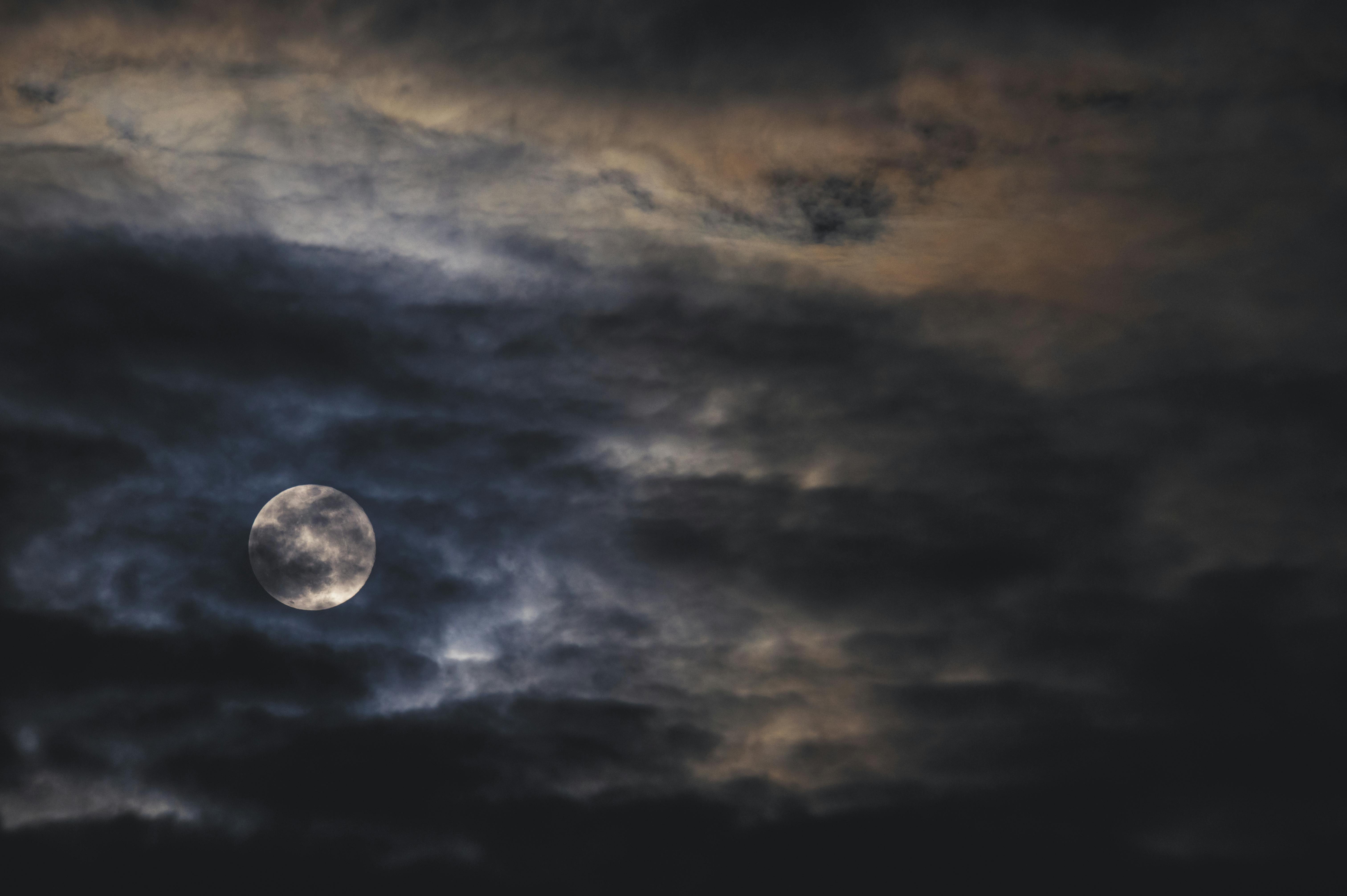 Foto de stock gratuita sobre cielo, dramático, Luna