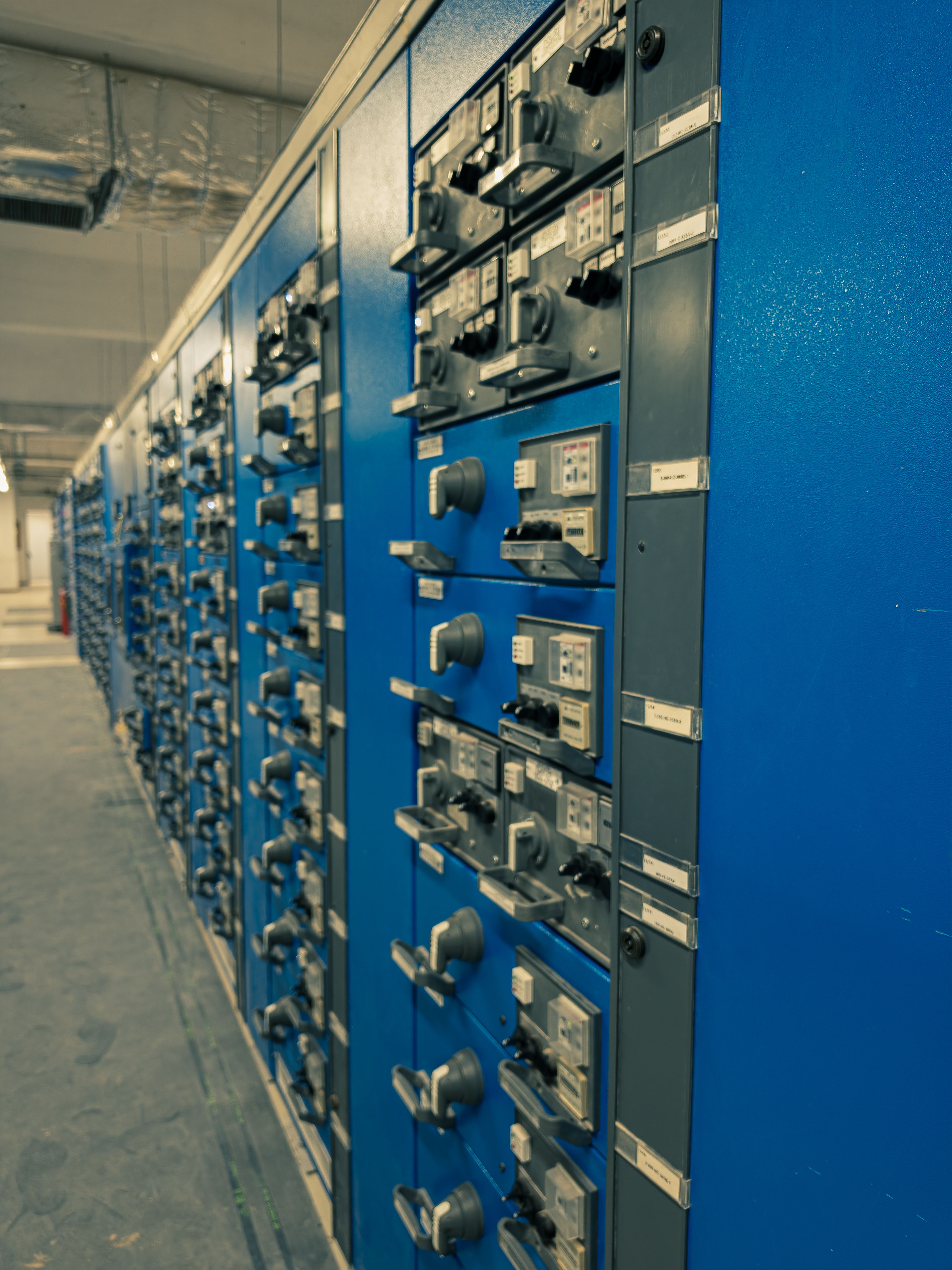APFC panels — Automatic Power Factor Correction