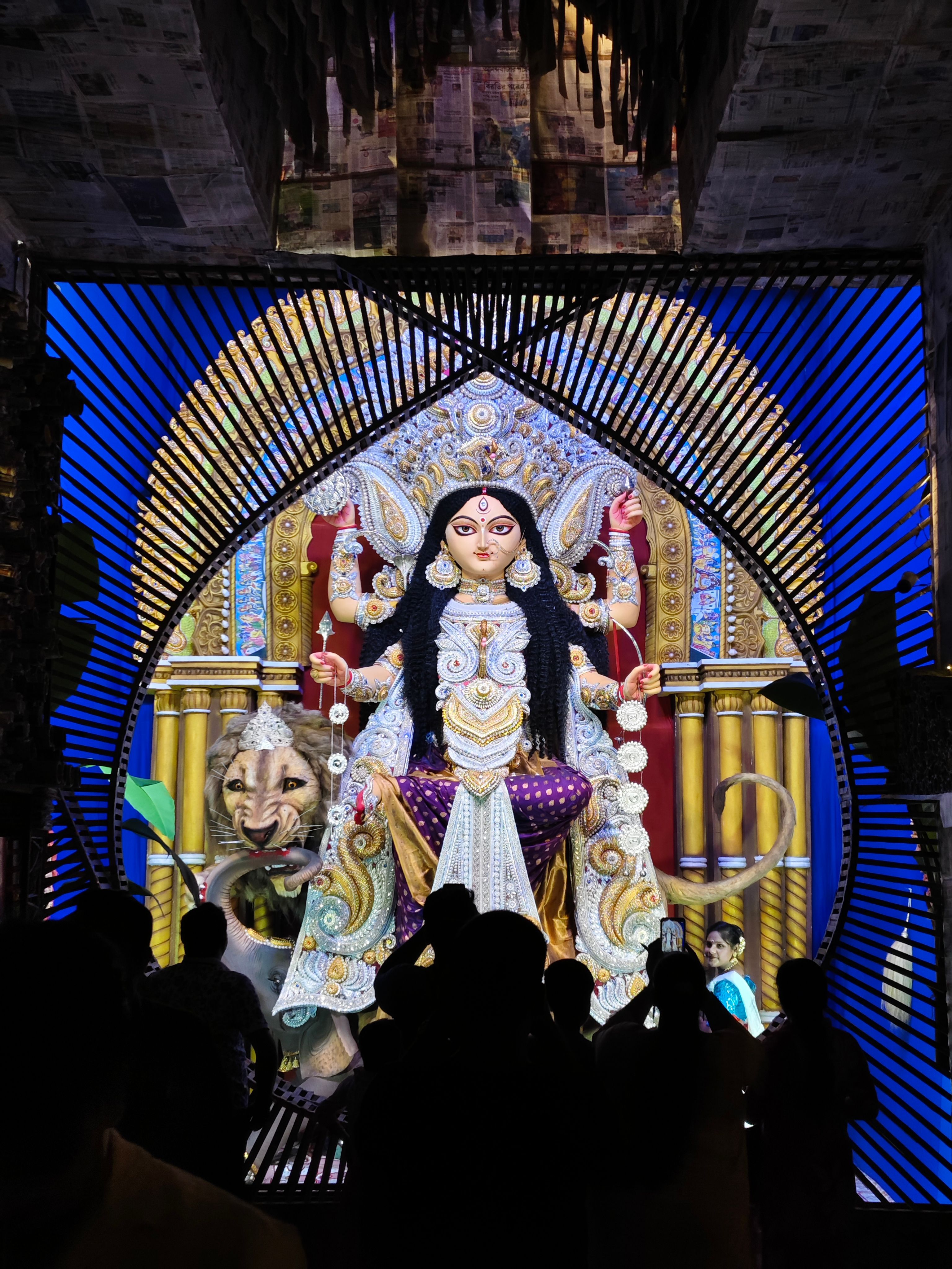Lichutala Idol