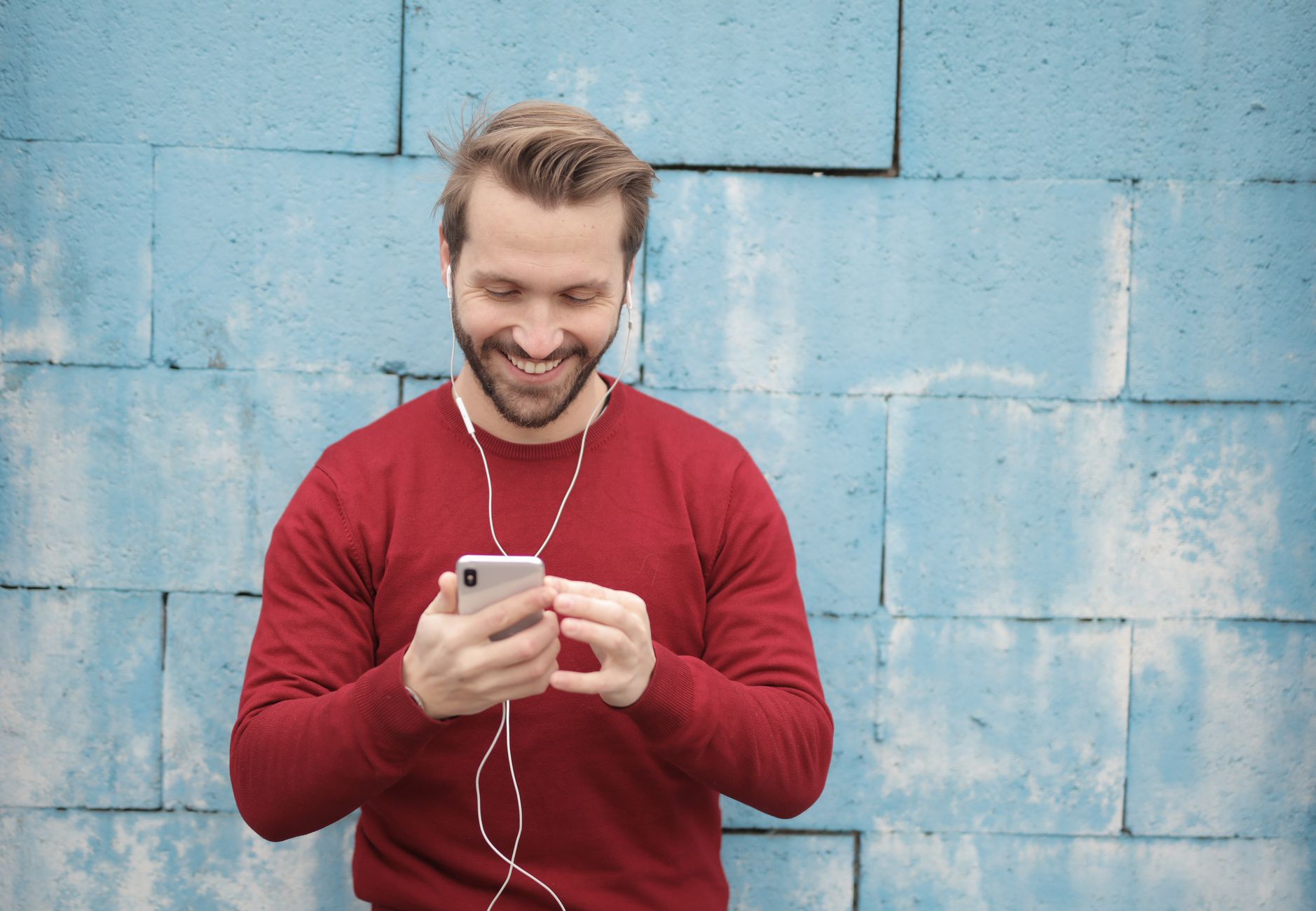 Comparativo de Tradutores para Celular: Android vs iPhone