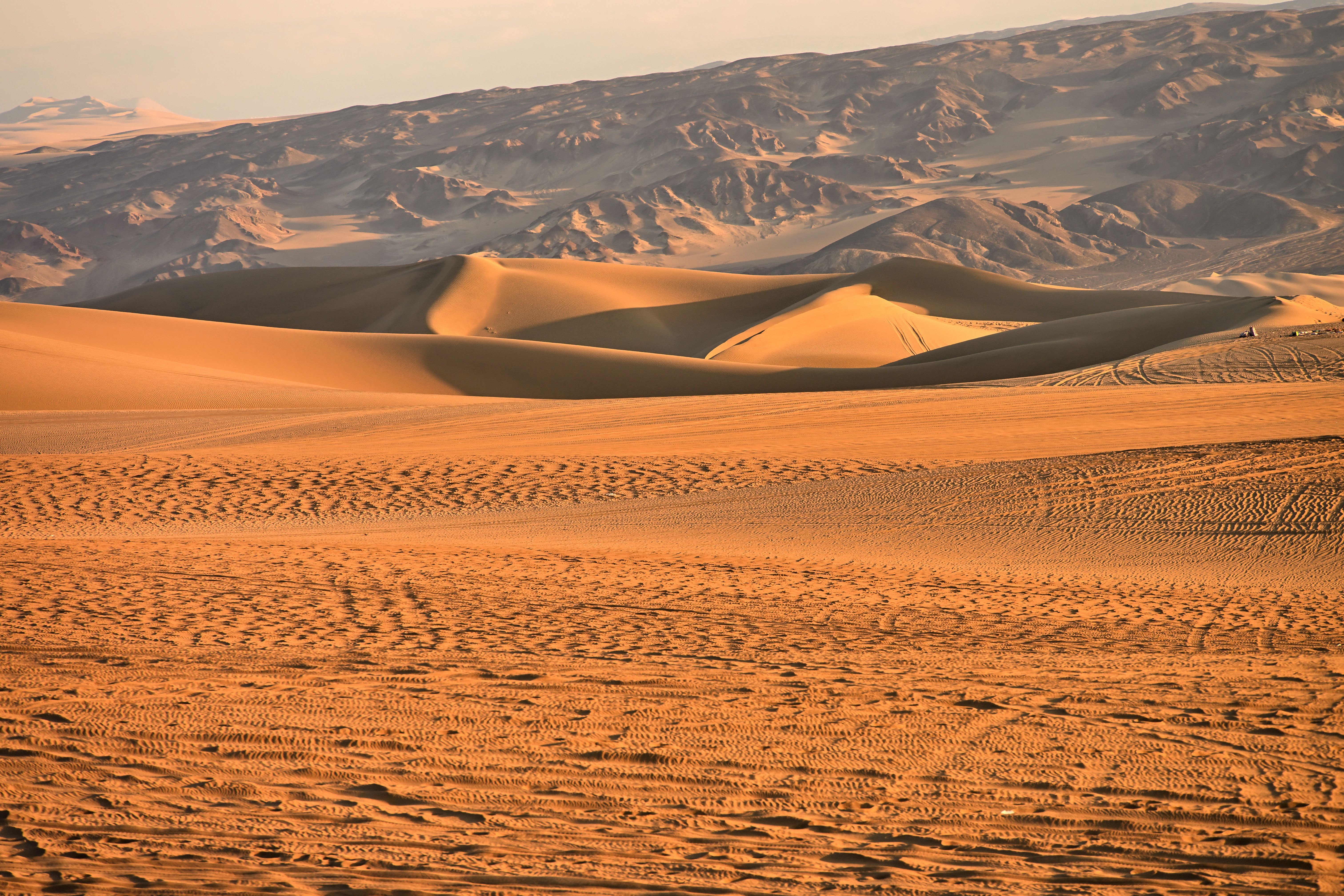 Kleurrijke Egyptische zonsopgang boven de Nijl.
