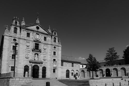 Free Black and white of historic facade in Ávila, capturing classic Spanish architecture. Stock Photo