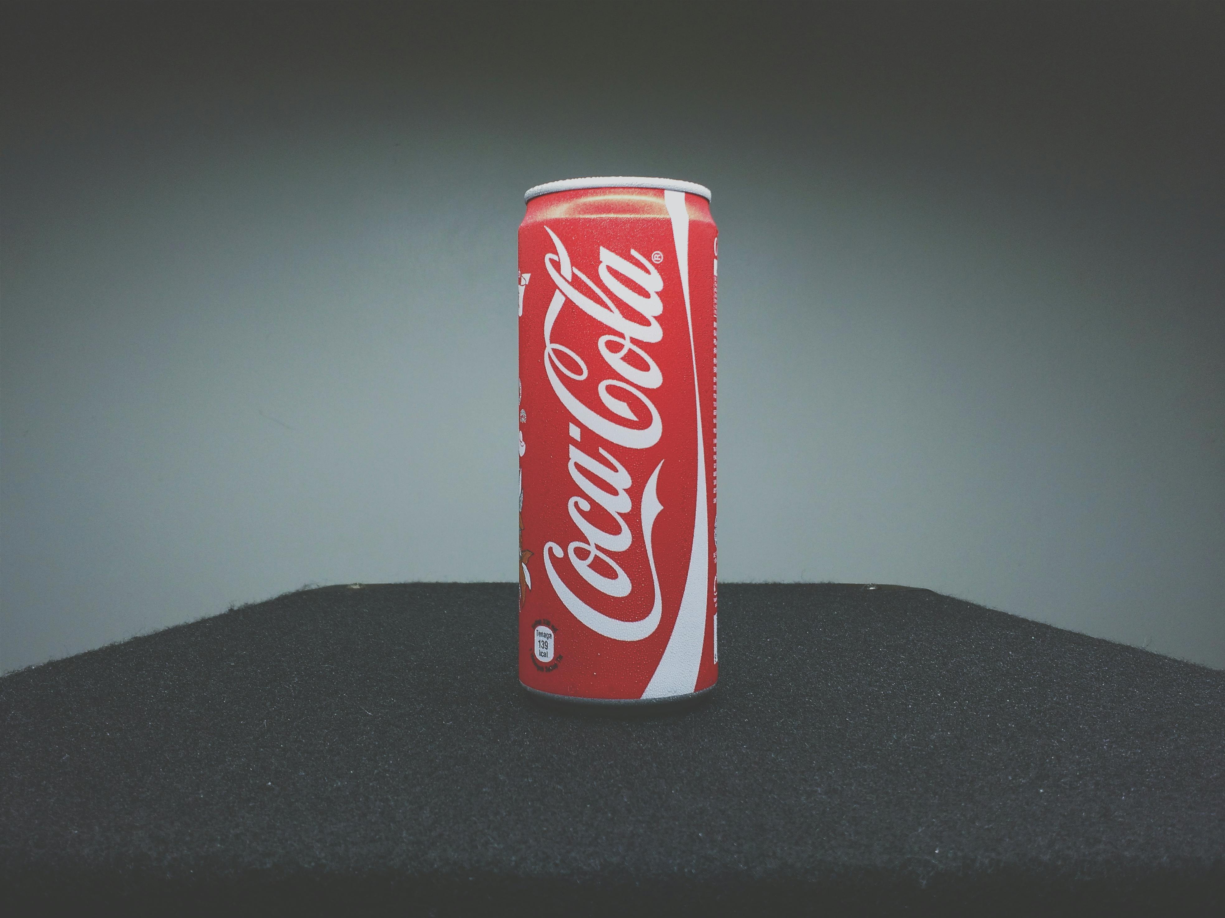 Can Of Cocacola On Ice Stock Photo - Download Image Now - Cola, Can, Soda -  iStock